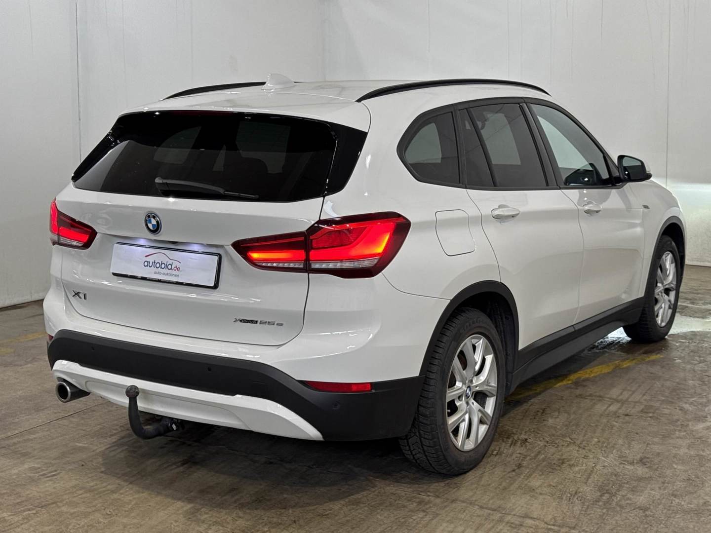 BMW X1 xDrive25e Steptronic Advantage photo