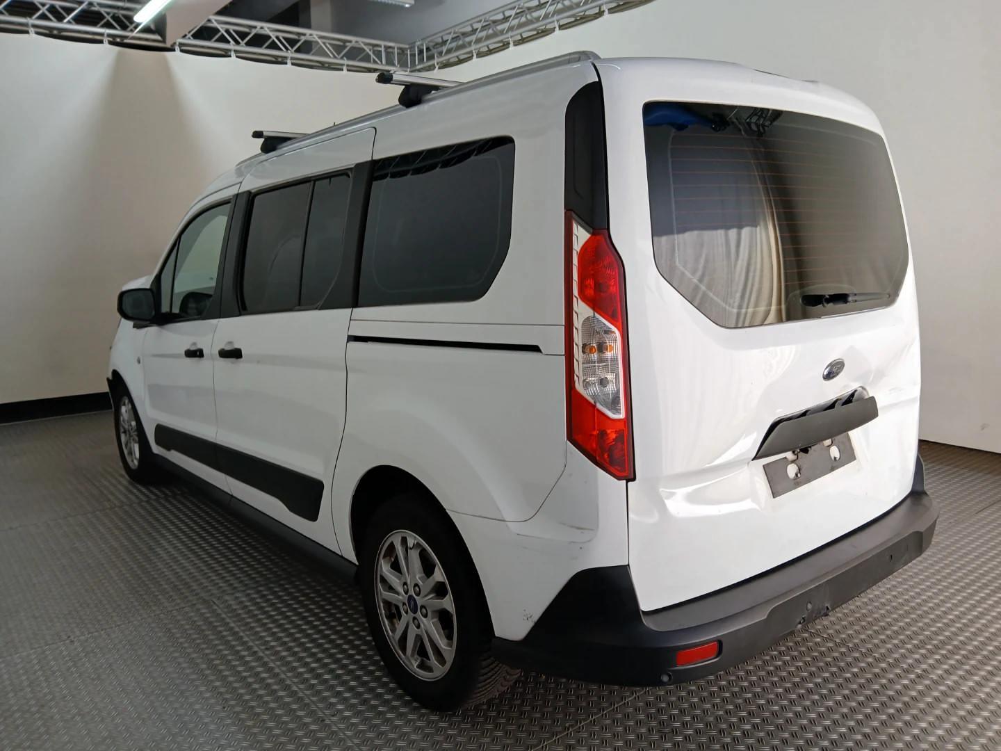 Ford Grand Tourneo Connect 1,5 TDCI EcoBlue photo