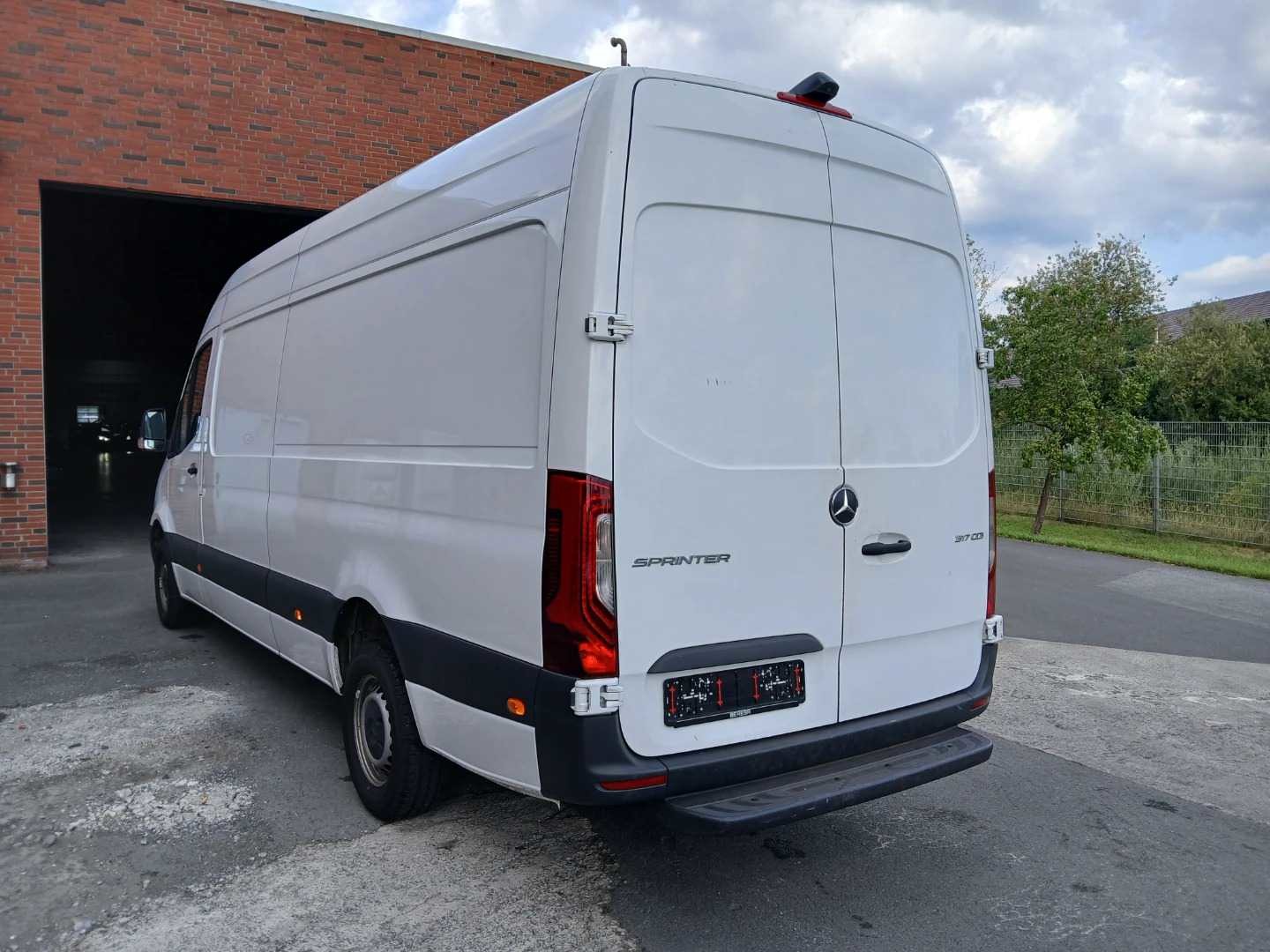 Mercedes-Benz Sprinter Kasten 317 CDI 9G-TRNOIC photo