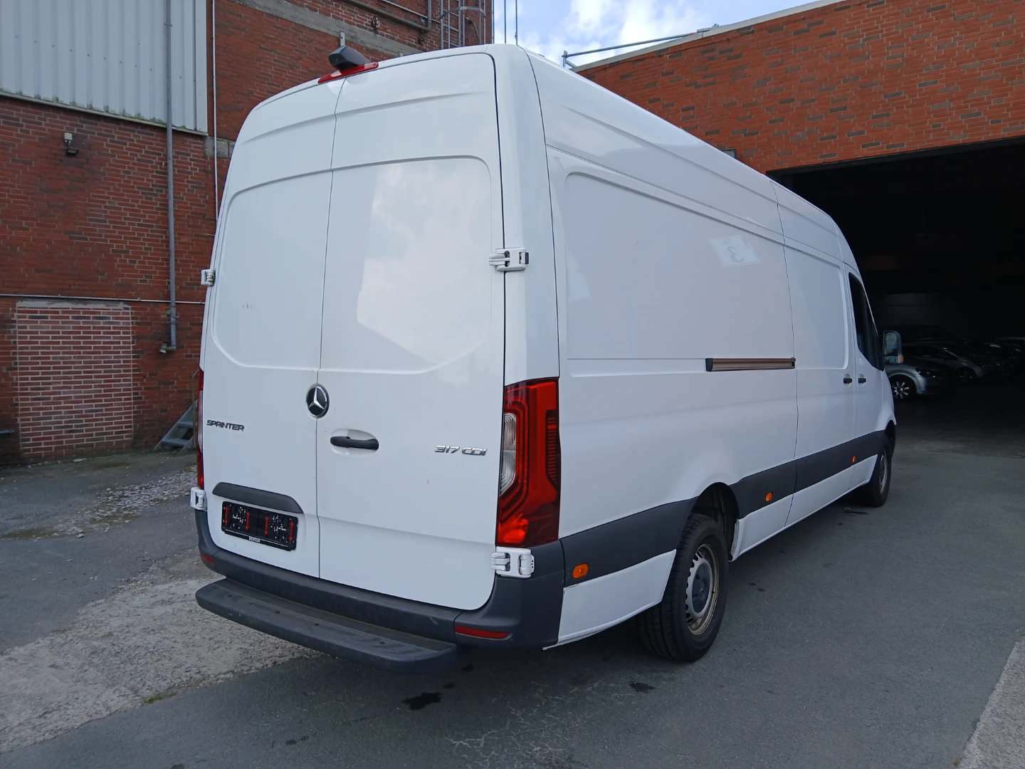 Mercedes-Benz Sprinter Kasten 317 CDI 9G-TRNOIC photo