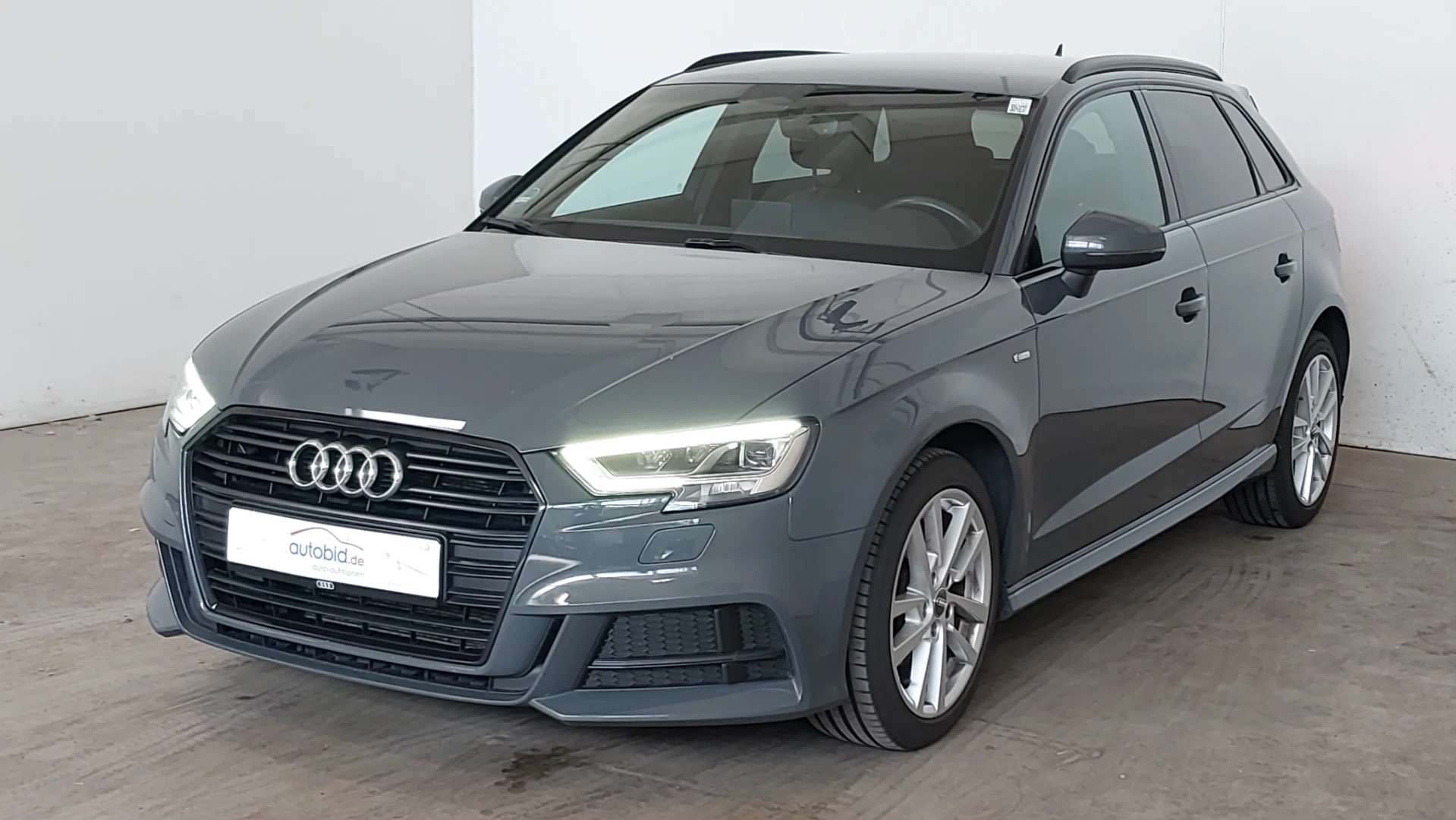 Audi A3 Sportback 1,0 TFSI S-tronic S line