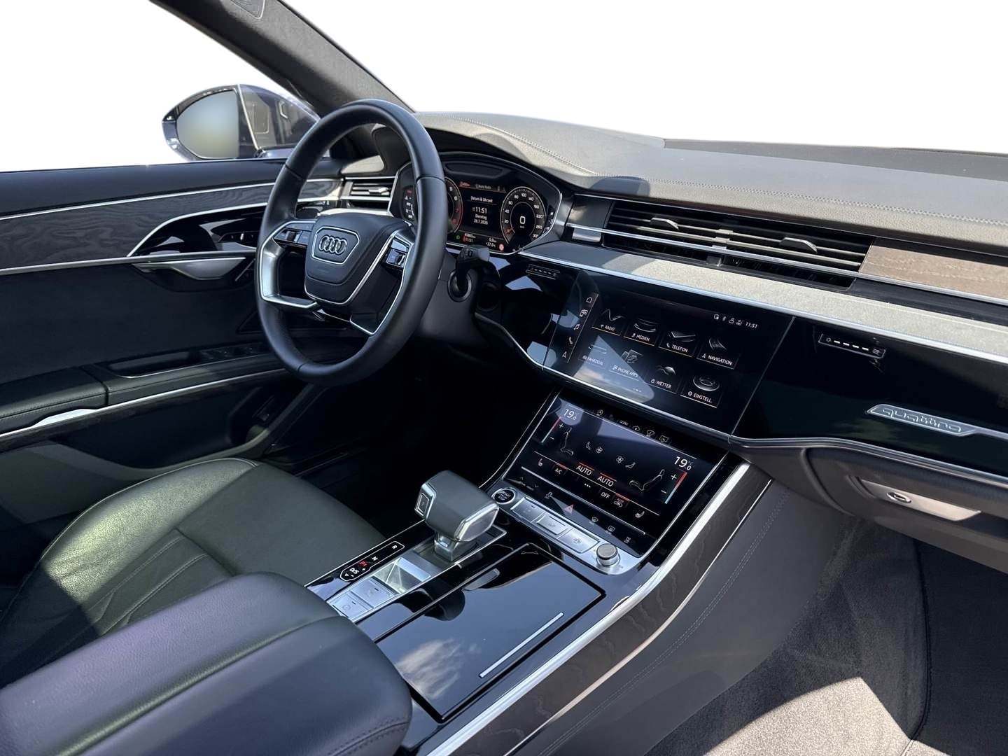 Audi A8 55 TFSI quattro Tiptronic photo