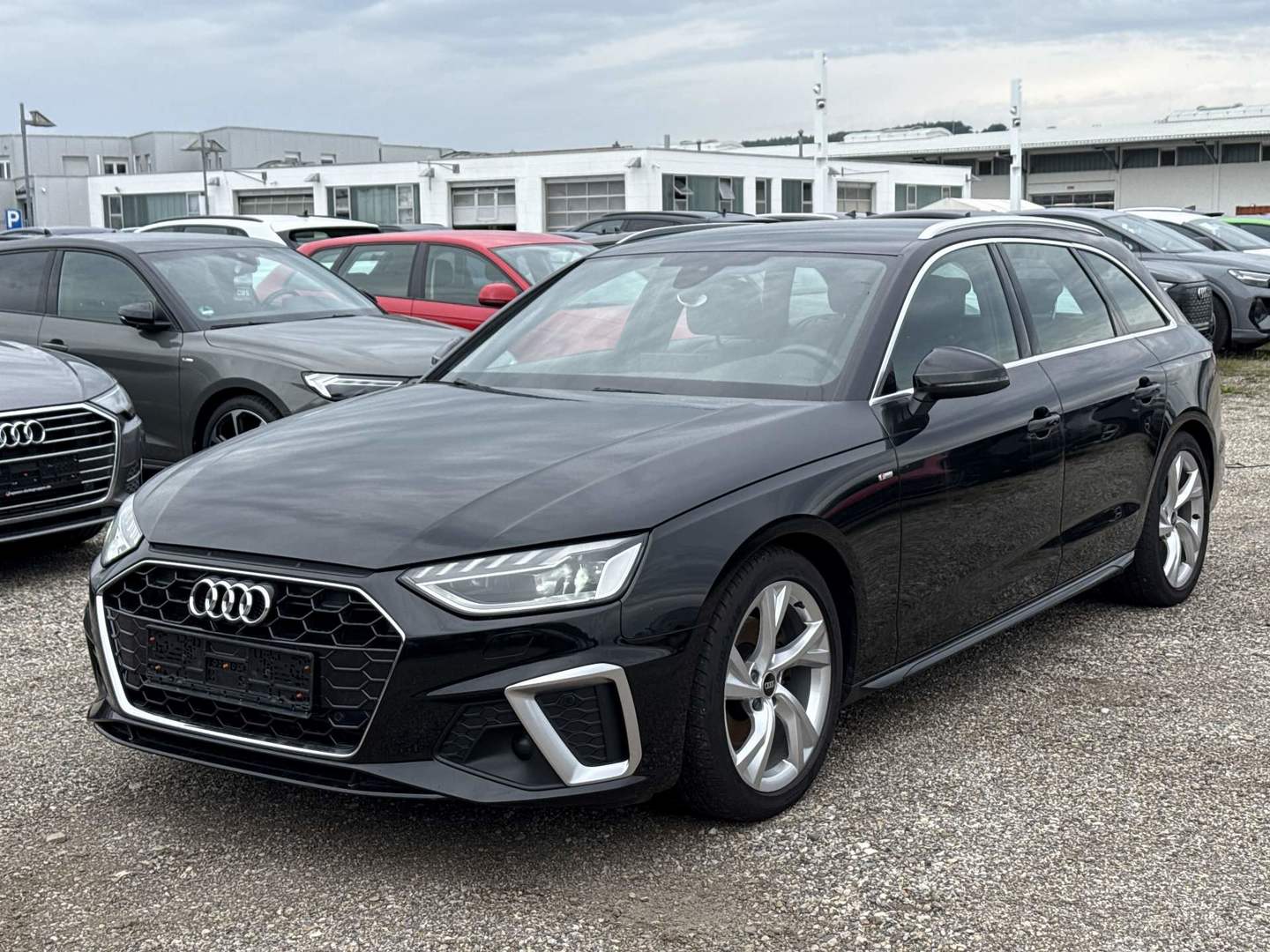Audi A4 Avant S line 35 TFSI S-tronic