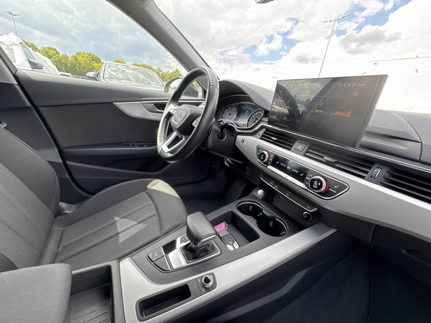 Audi A4 Avant advanced 35 TDI S-tronic photo