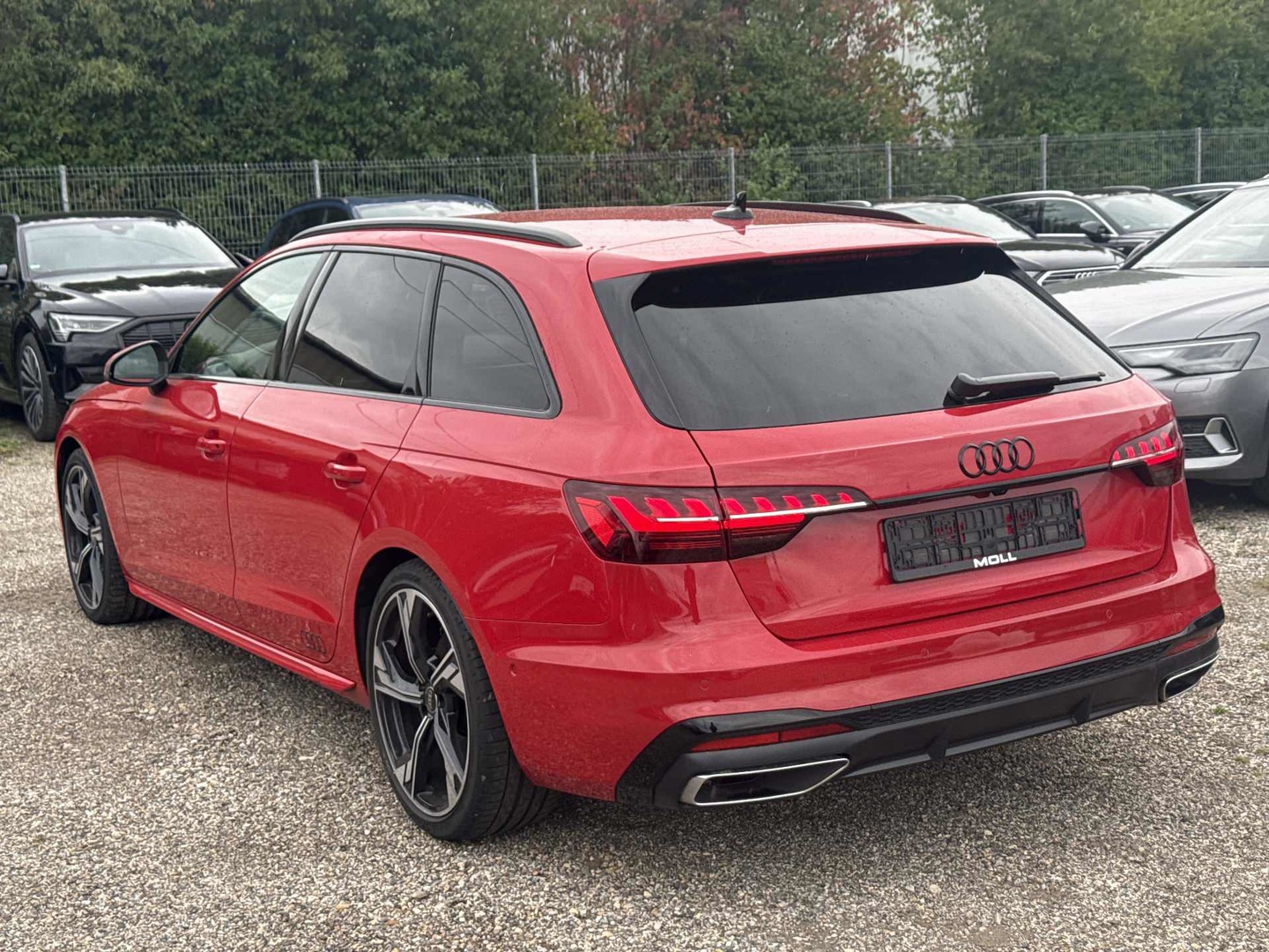 Audi A4 Avant S line 40 TFSI S-tronic photo