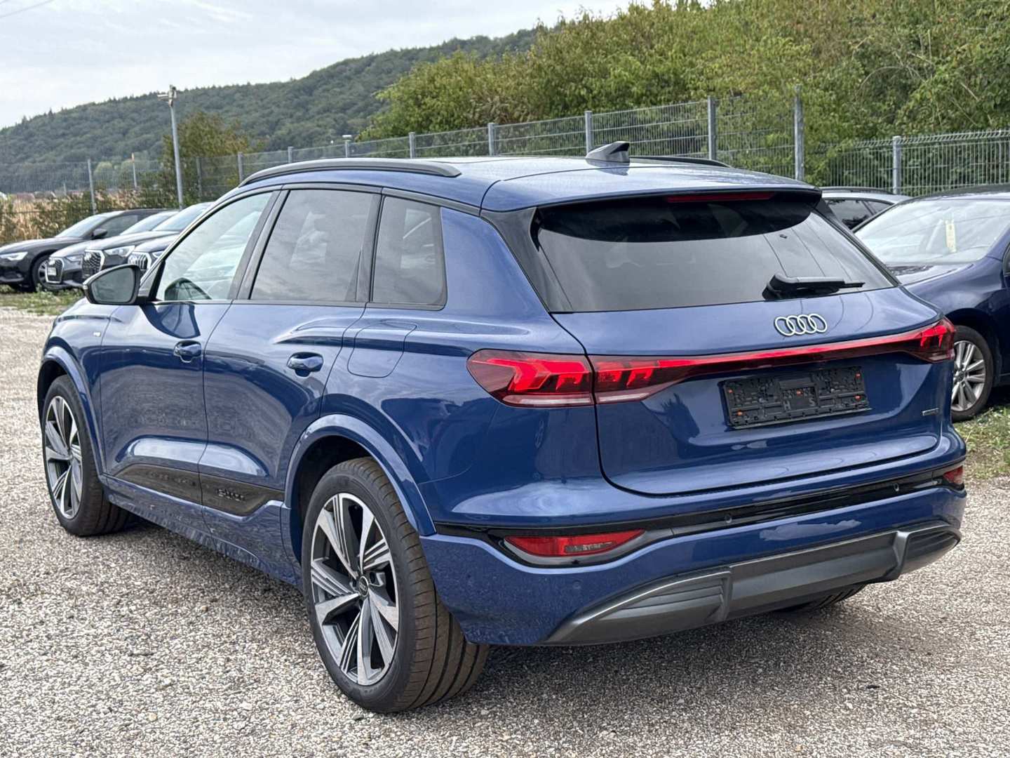 Audi Q6 e-tron quattro photo