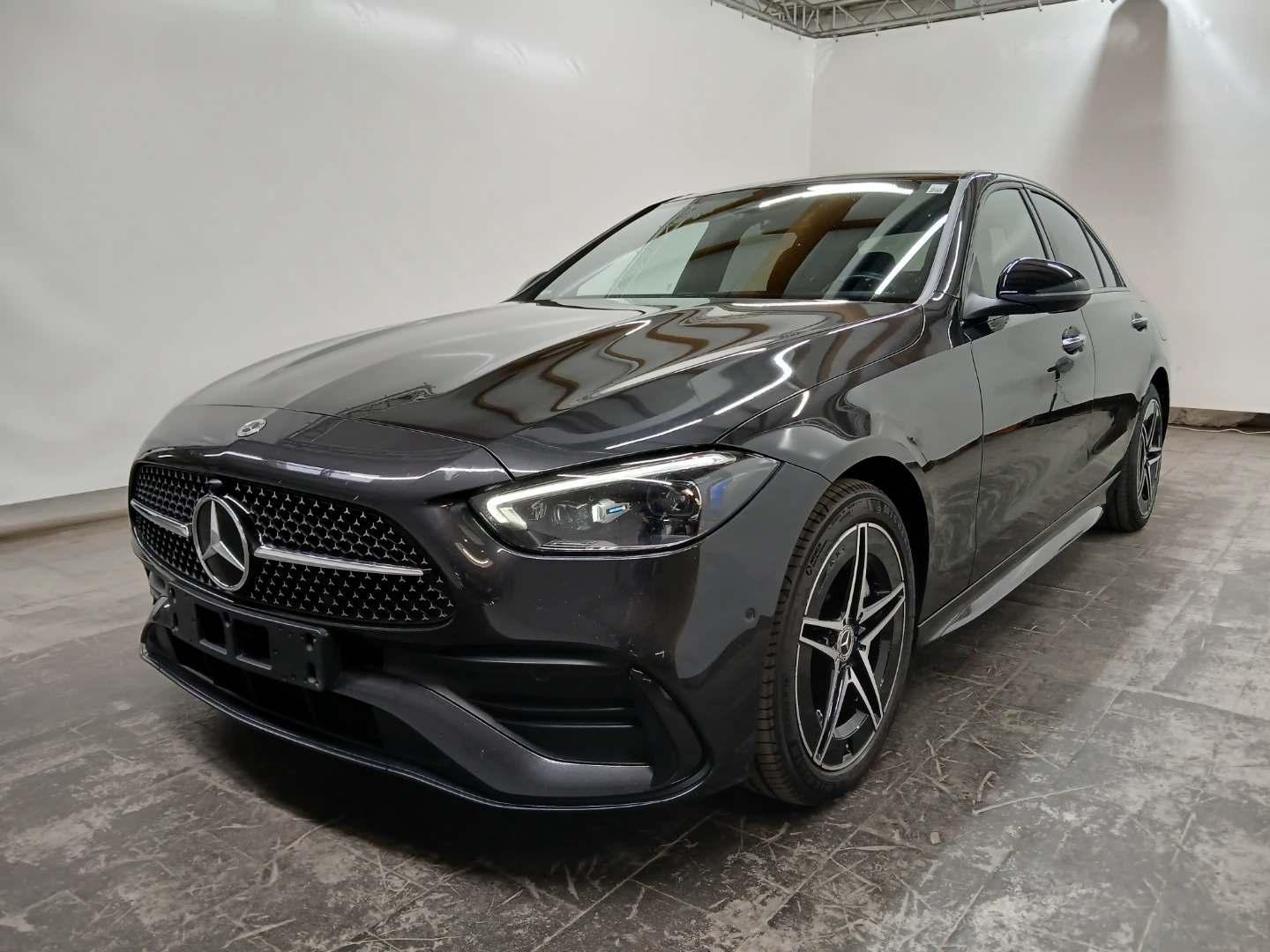 Mercedes-Benz C 300 e 9G-TRONIC AMG Line