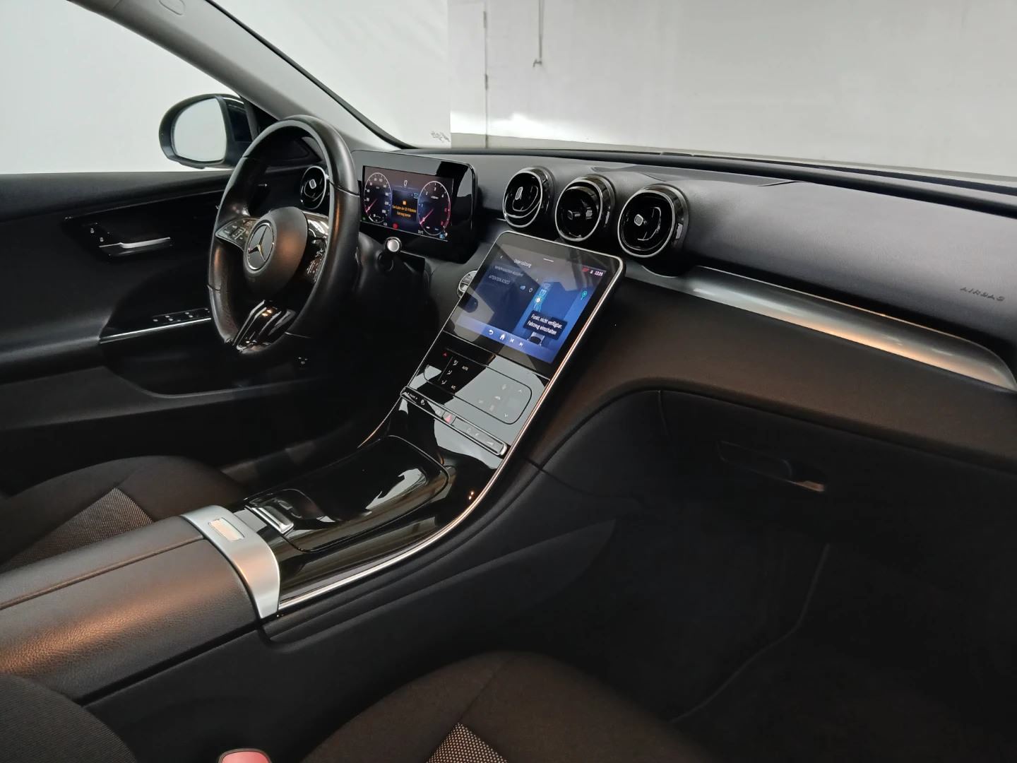 Mercedes-Benz C 200 d T 9G-TRONIC Avantgarde photo