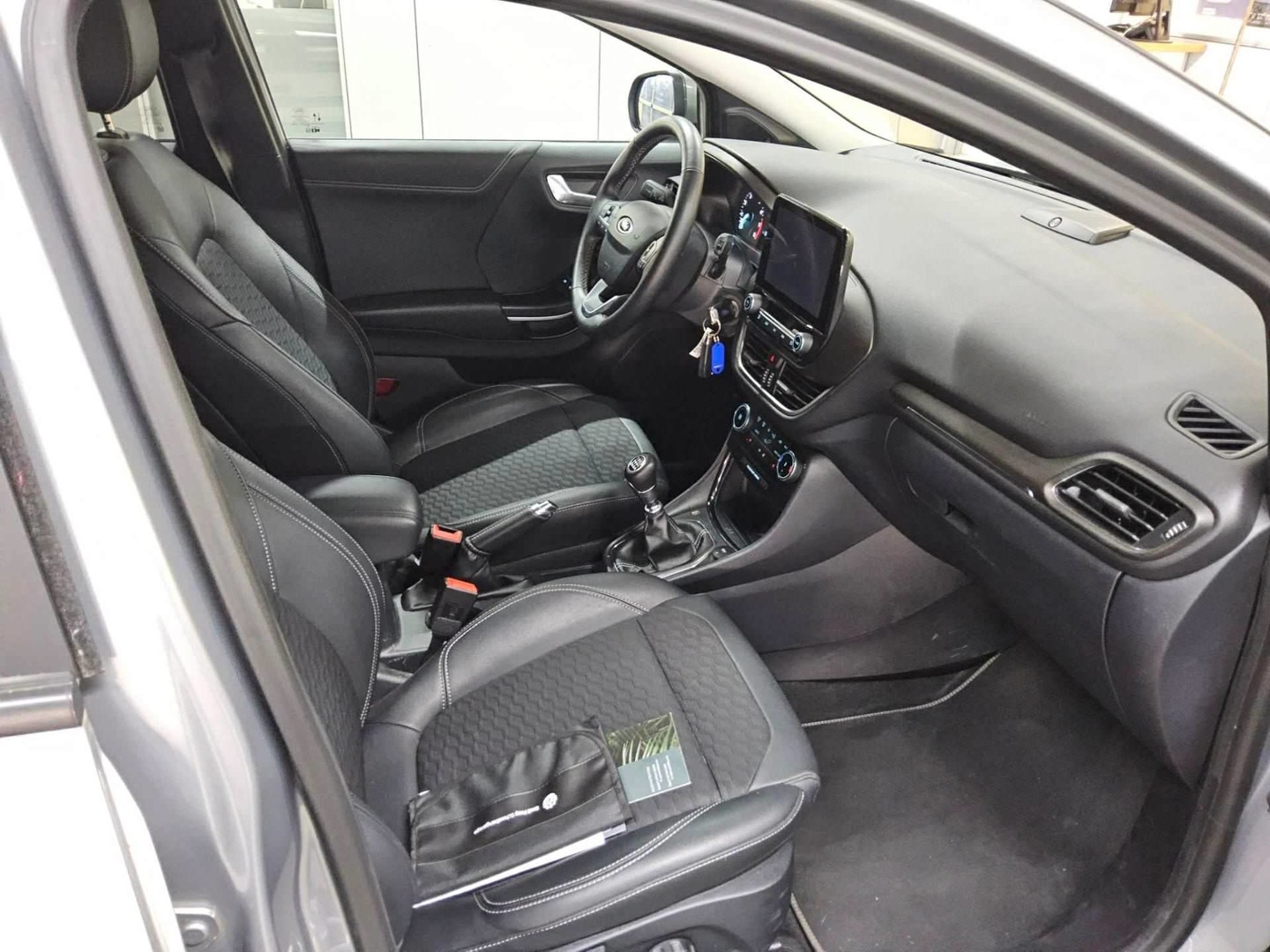 Ford Puma 1,0 EcoBoost Titanium X photo
