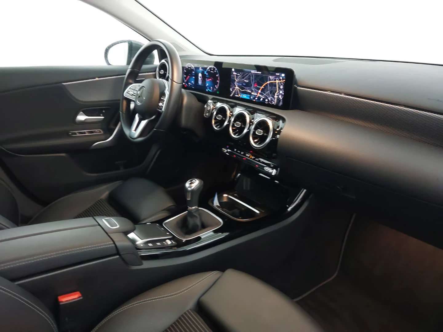 Mercedes-Benz A 200 Progressive photo