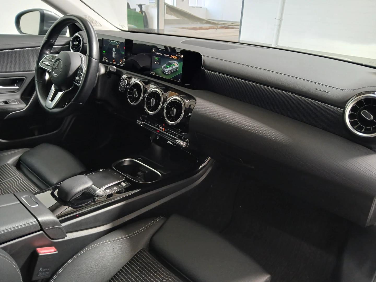 Mercedes-Benz CLA 250 e Shooting Brake 8G-DCT Progressive photo