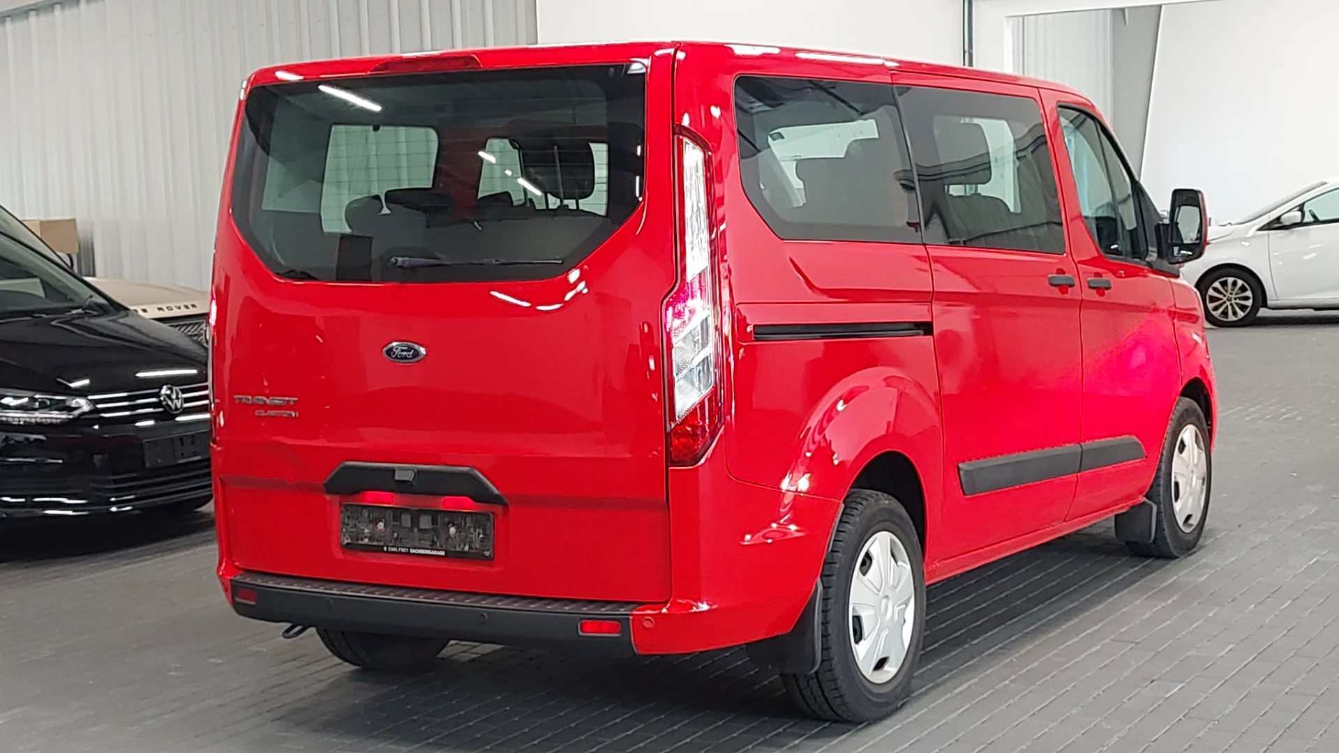 Ford Tourneo Custom Kombi 320 L1 2,0 TDCI Trend photo