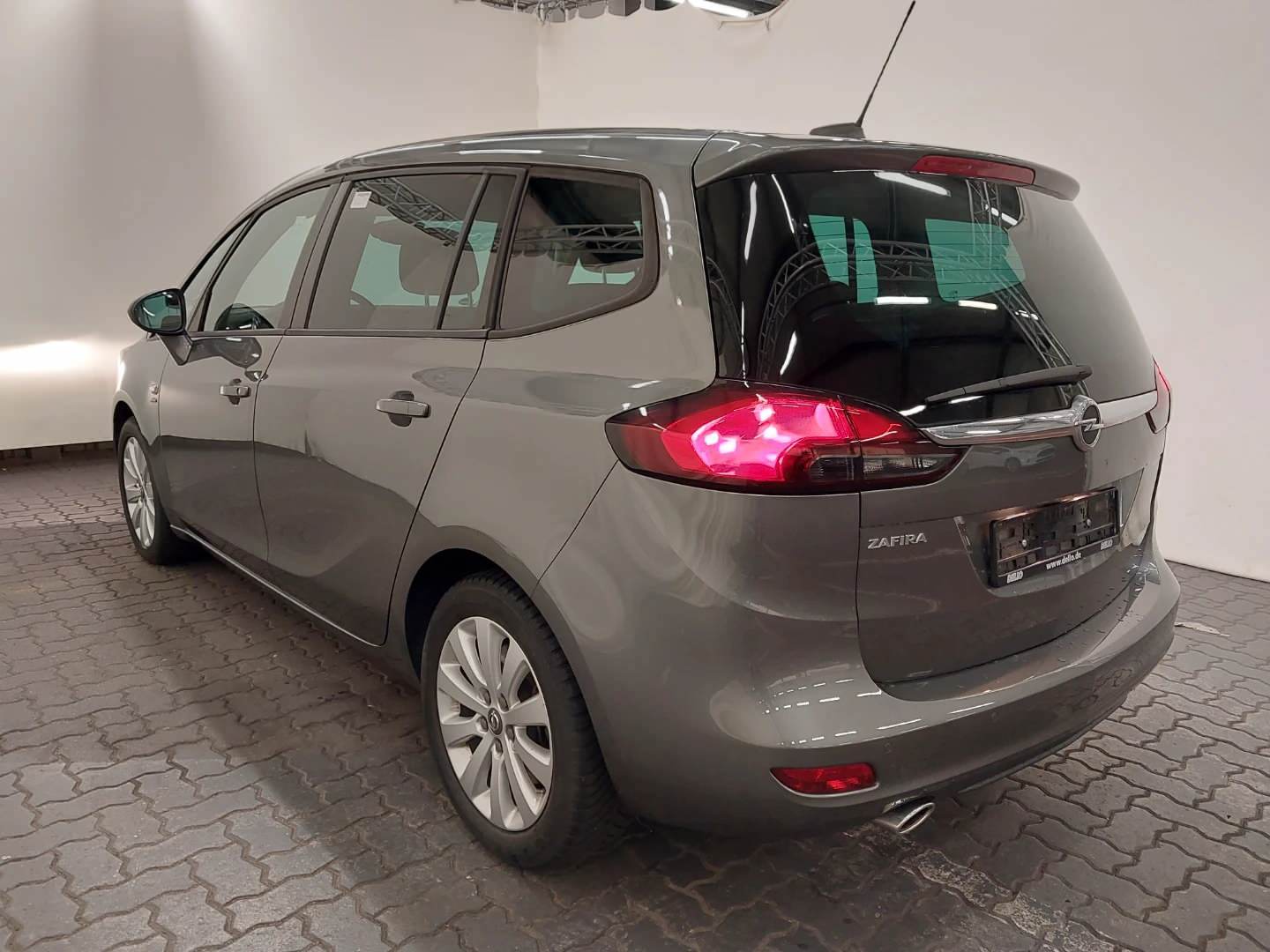 Opel Zafira 1,6 SIDI Turbo Automatik Active photo