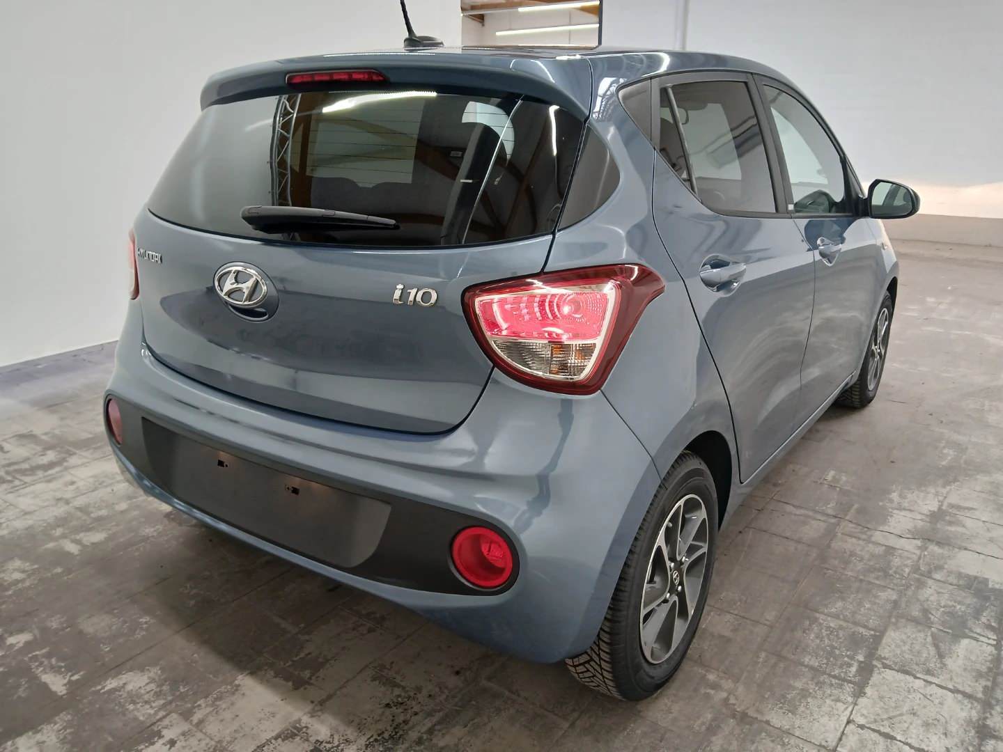 Hyundai i10 1,2 YES! photo
