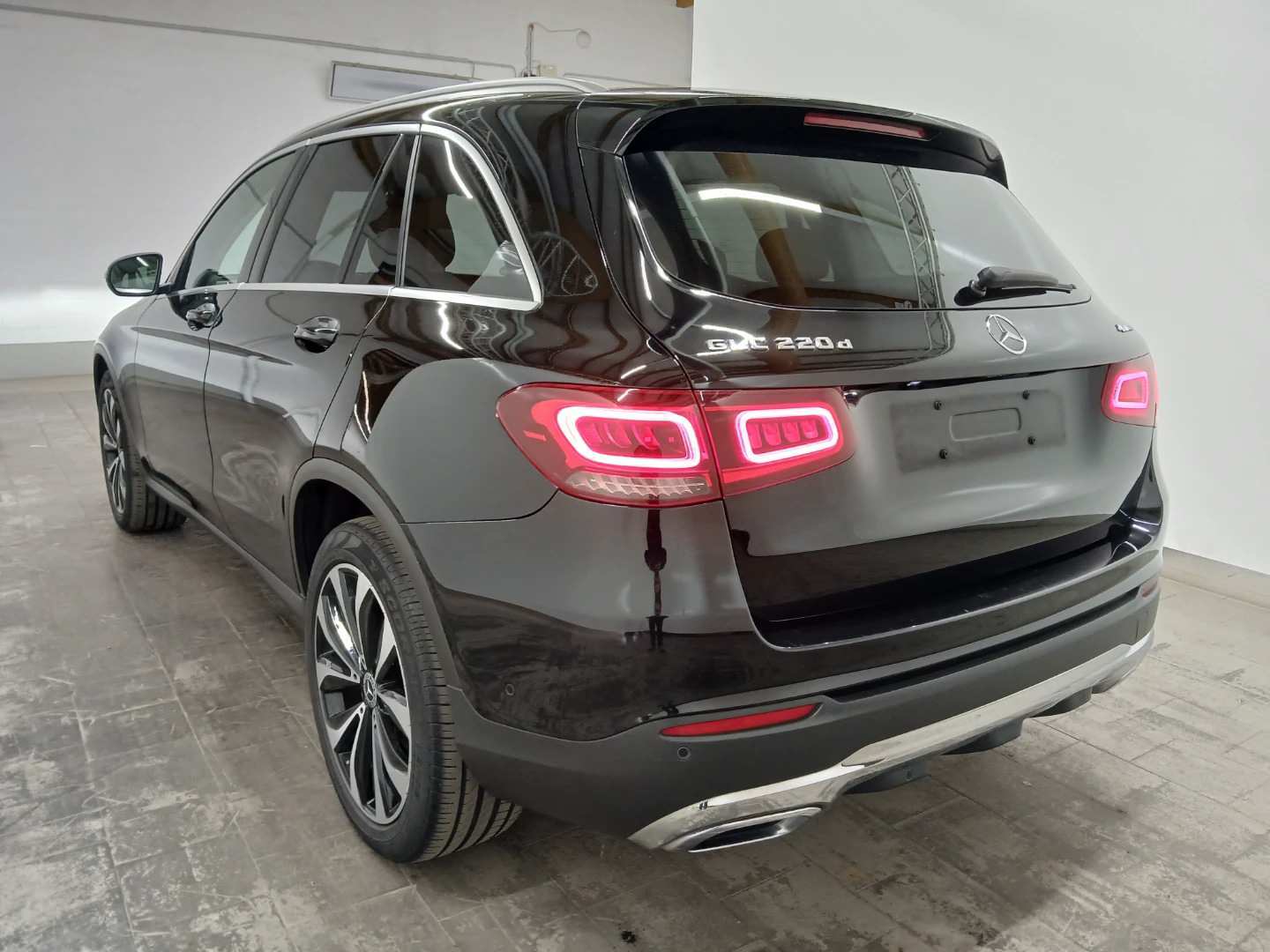 Mercedes-Benz GLC 220 d 4MATIC 9G-TRONIC photo