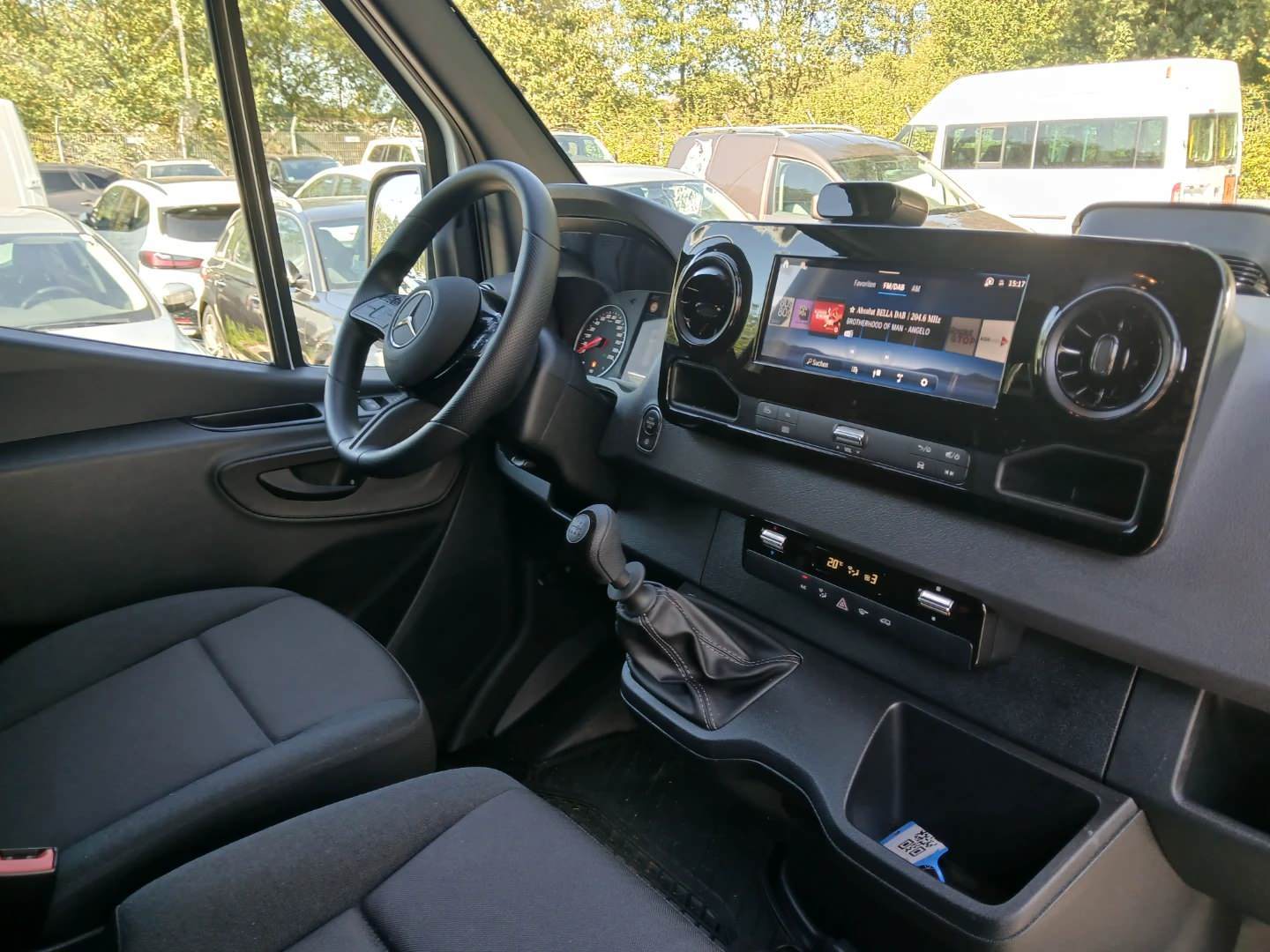 Mercedes-Benz Sprinter Hochraum-Kasten 315 CDI Standard PRO photo