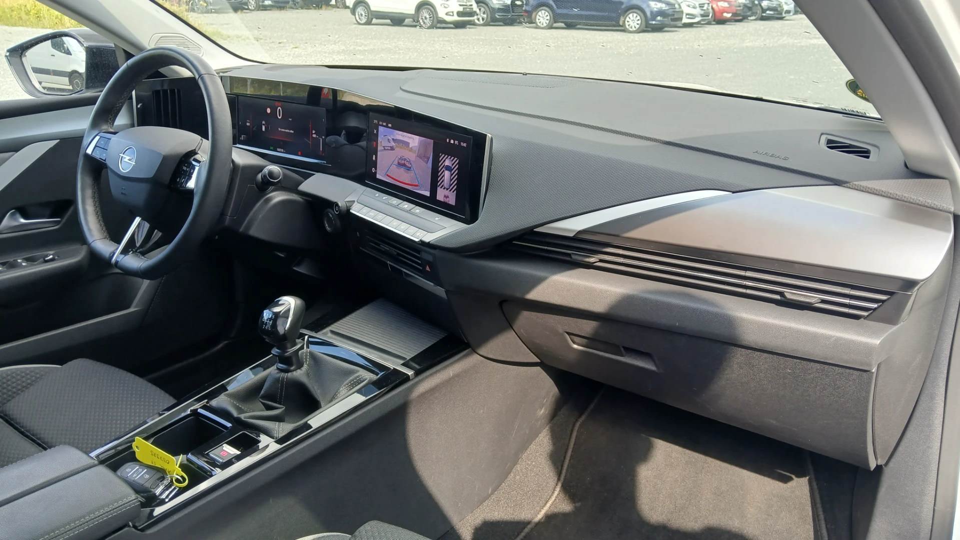 Opel Astra Sports Tourer 1,5 CDTI Business Edition photo