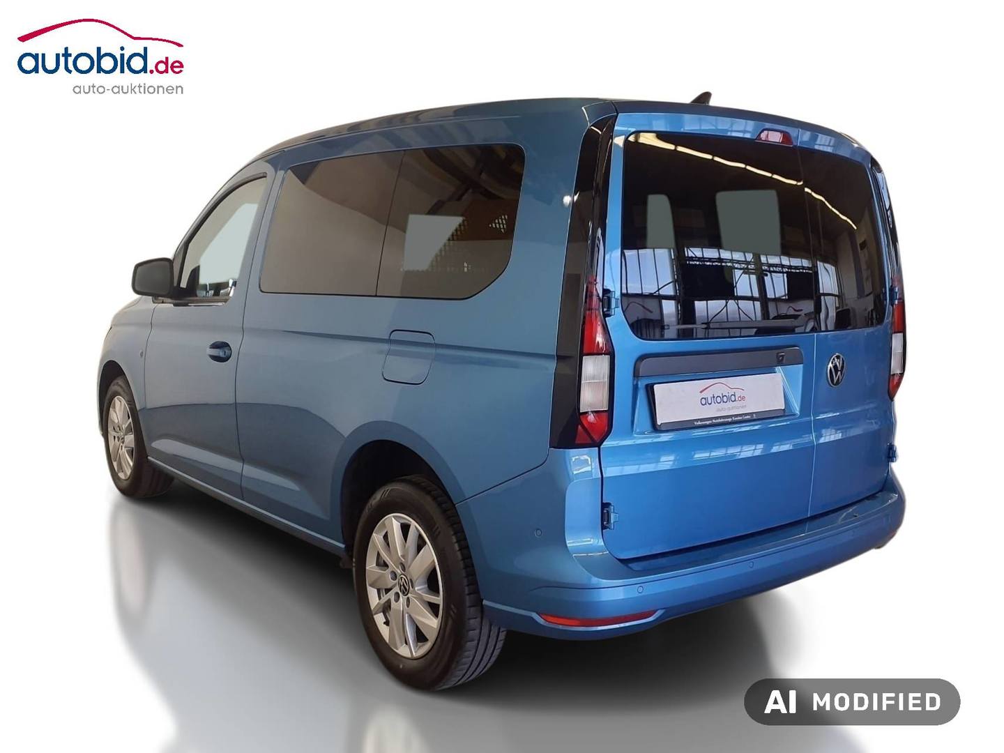 VW Caddy Cargo 2,0 TDI DSG verglast photo