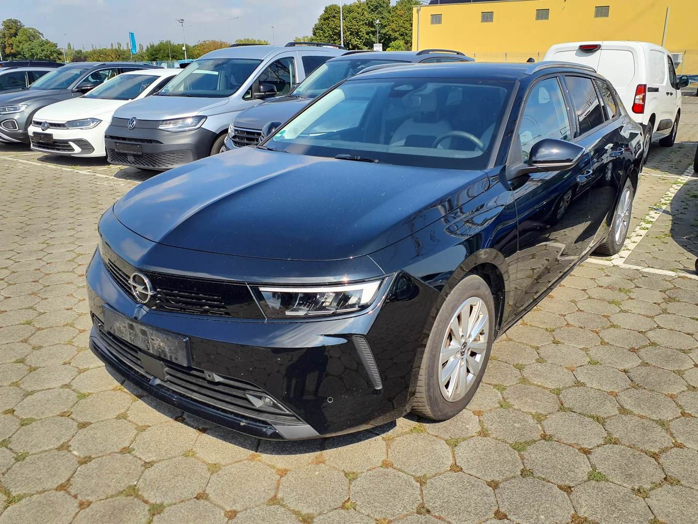 Opel Astra Sports Tourer 1,5 Diesel Automatik Business Edition АВАРИЯ