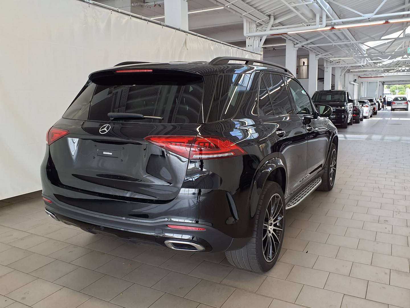 Mercedes-Benz GLE 400 d 4MATIC 9G-TRONIC AMG Line photo
