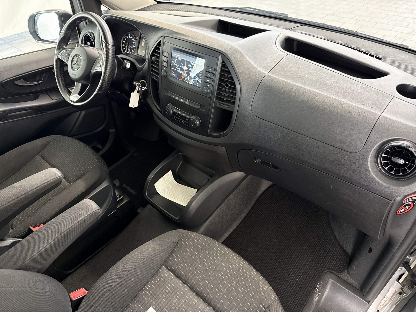 Mercedes-Benz Vito Mixto 119 CDI lang ПОВРЕЖДЕНИЯ В РЕЗУЛЬТАТЕ ГРАДА Automatik GTronic - (9-Stufen) photo