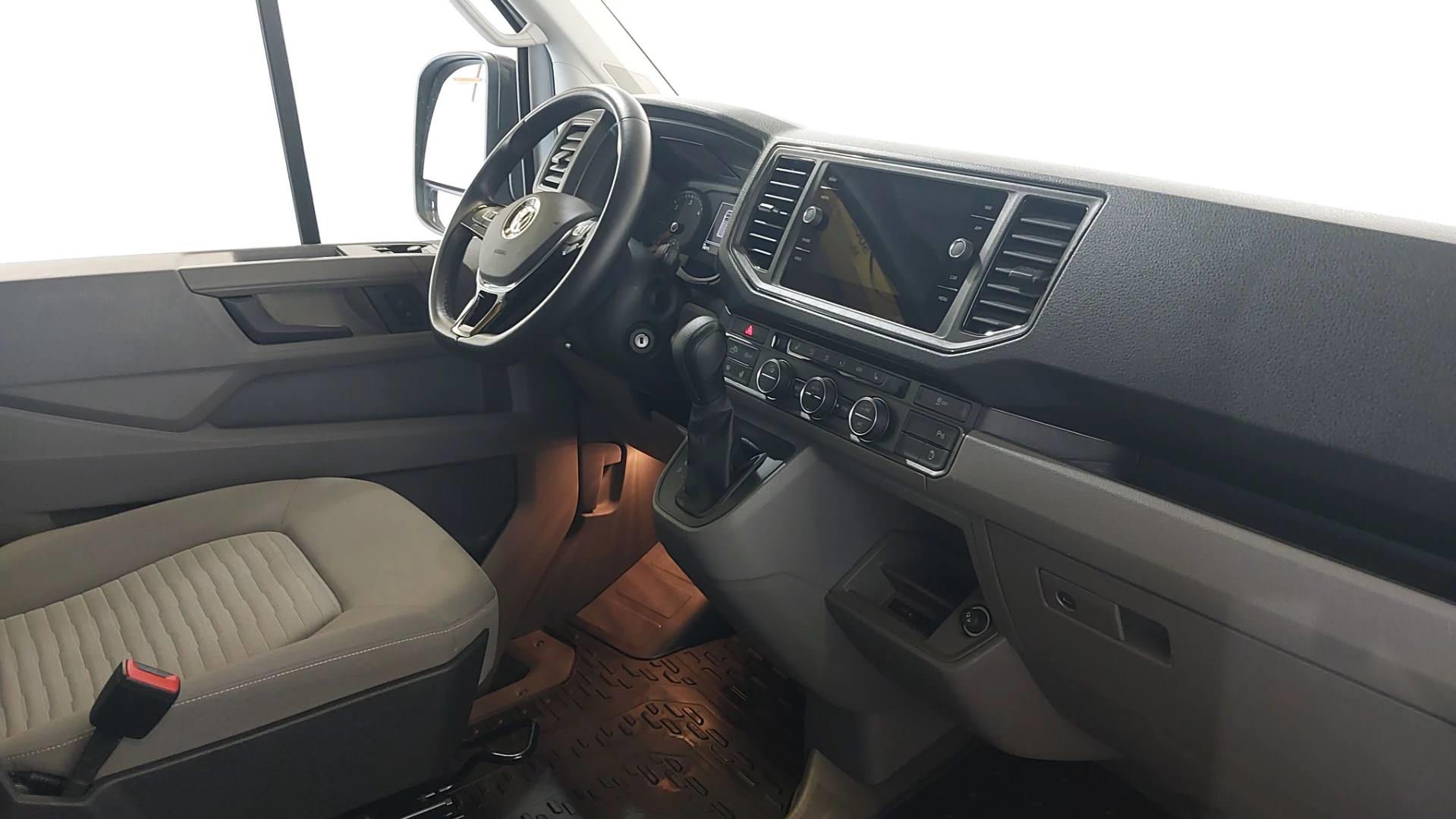 VW Crafter Grand California 600 Automatik photo