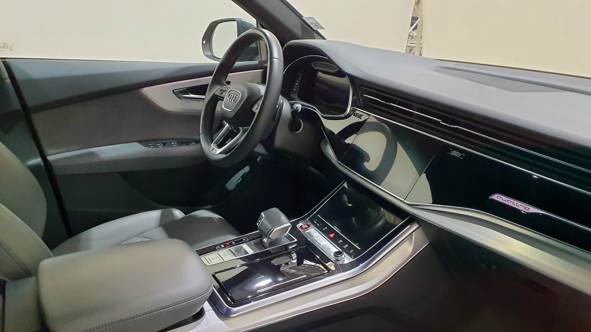 Audi SQ8 4,0 TFSI quattro Tiptronic photo