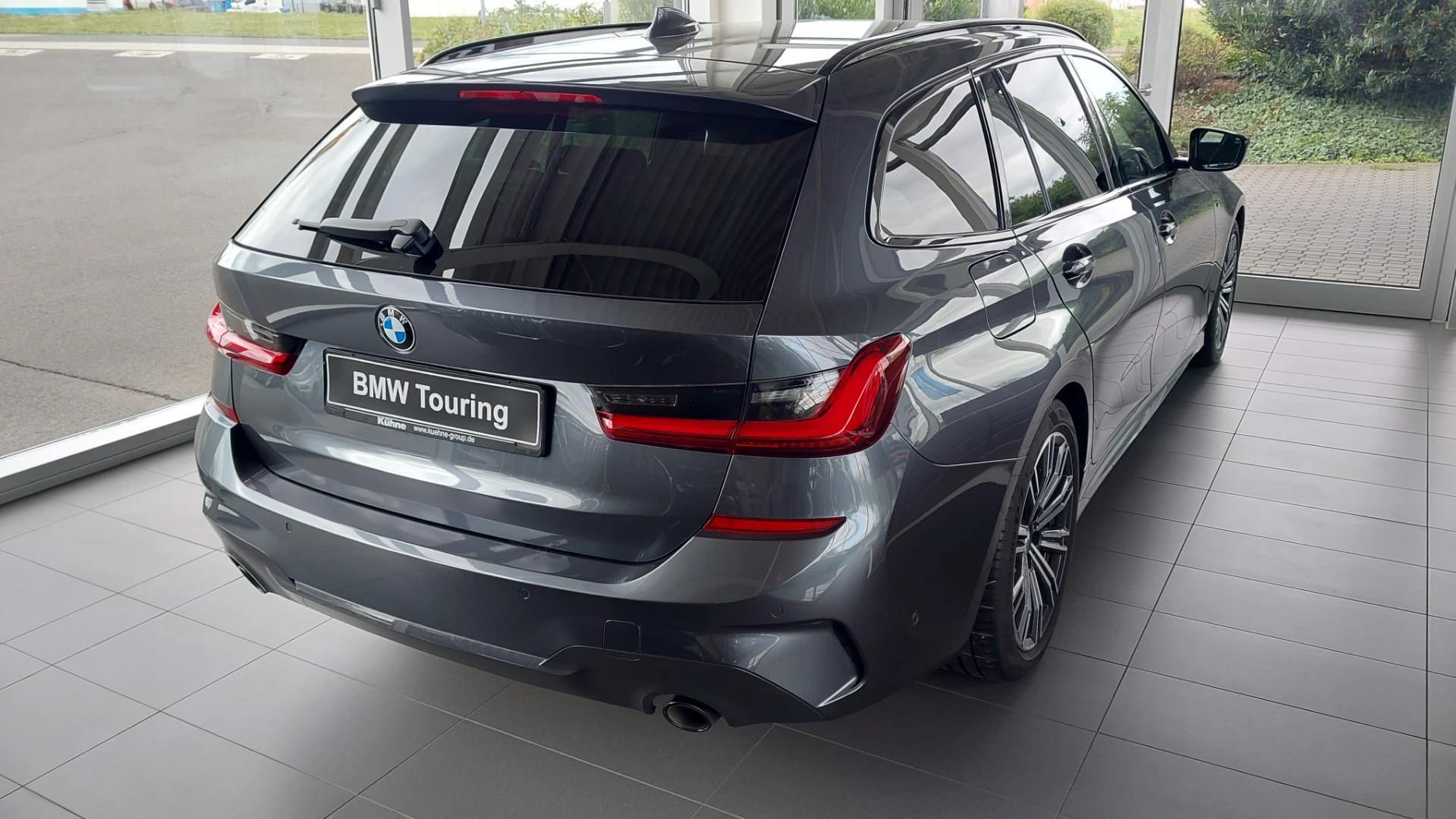 BMW 318 d Touring Steptronic M Sport photo