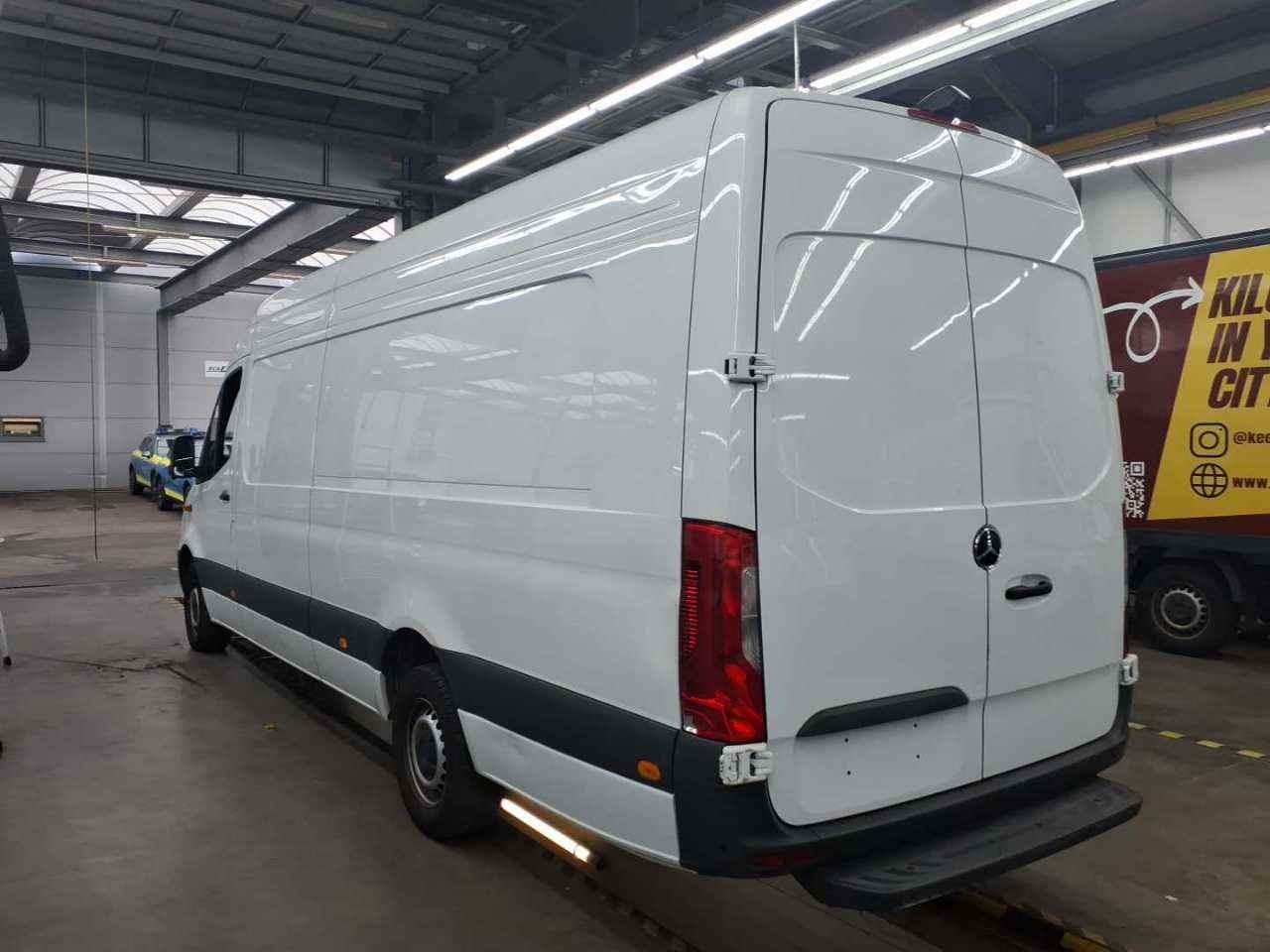 Mercedes-Benz Sprinter Hochraum-Kasten 317 CDI RWD Automatik Pro photo