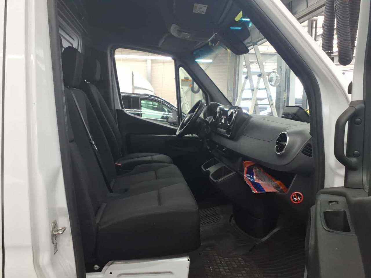 Mercedes-Benz Sprinter Hochraum-Kasten 317 CDI RWD Automatik Pro photo