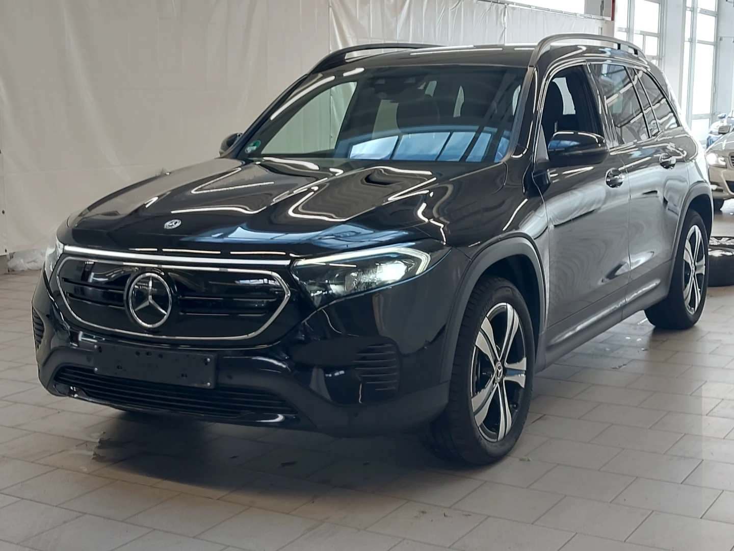 Mercedes-Benz EQB 250 Progressive