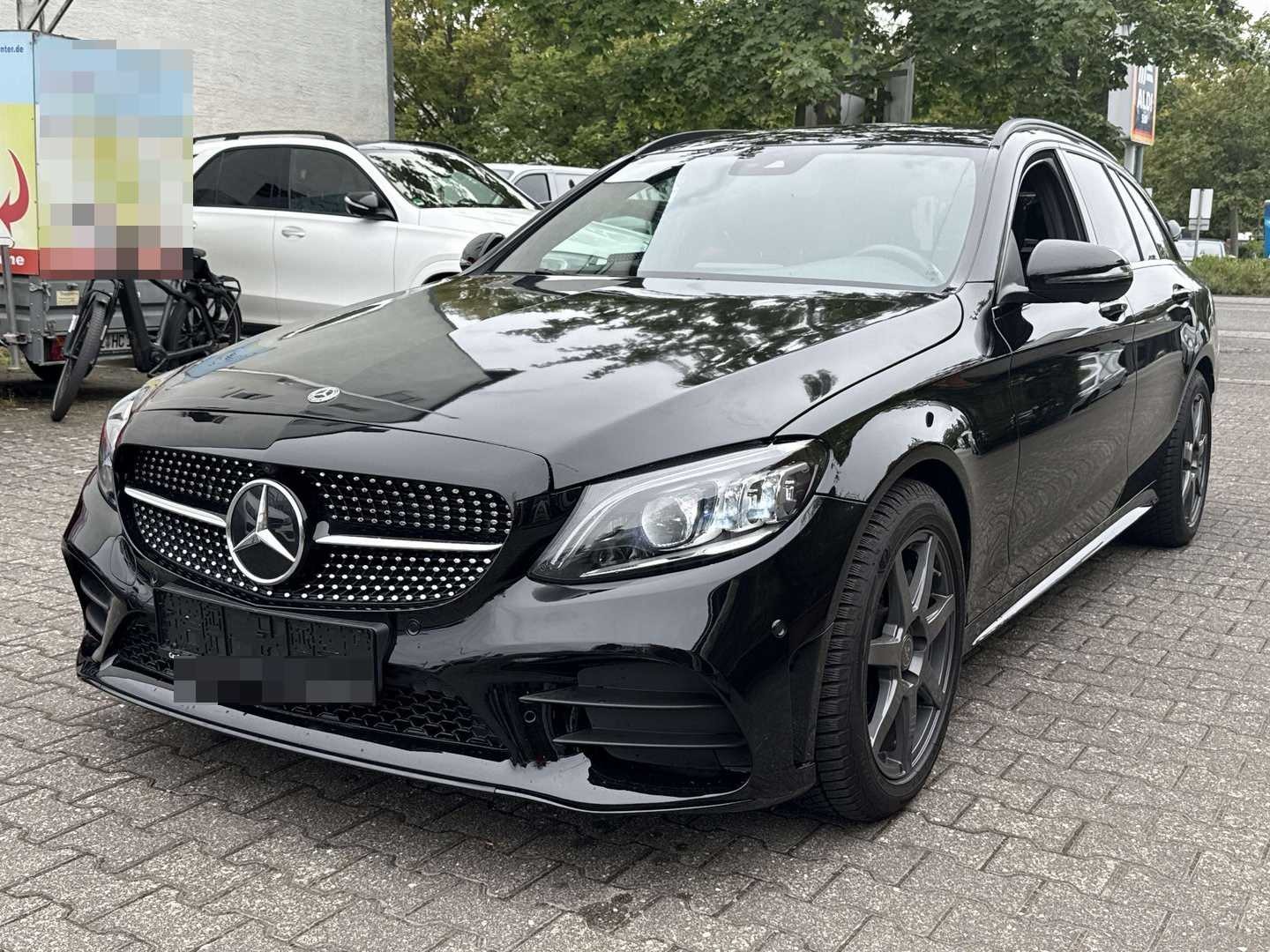 Mercedes-Benz C 300 T 9G-TRONIC AMG Line