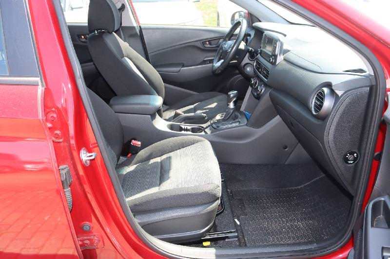 Hyundai Kona 2WD 1,0l 88kW TGDI KAT Select АВАРИЯ photo