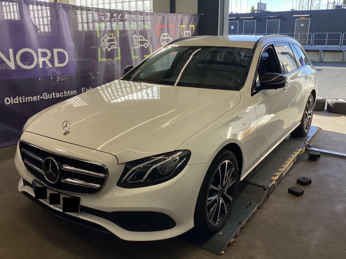 Mercedes-Benz E 400 d T 4MATIC 9G-TRONIC Avantgarde