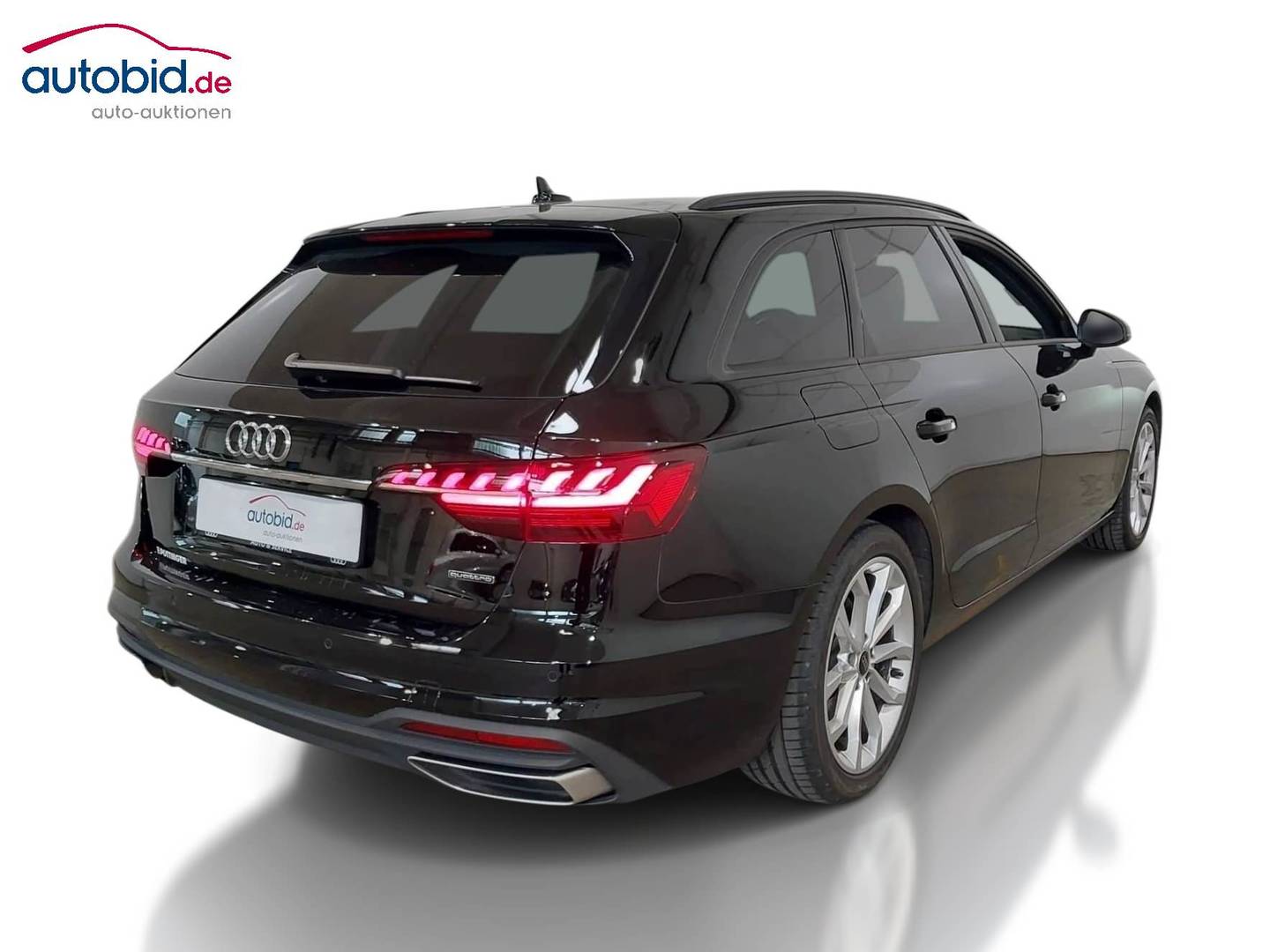 Audi A4 Avant 40 TDI quattro S-tronic photo