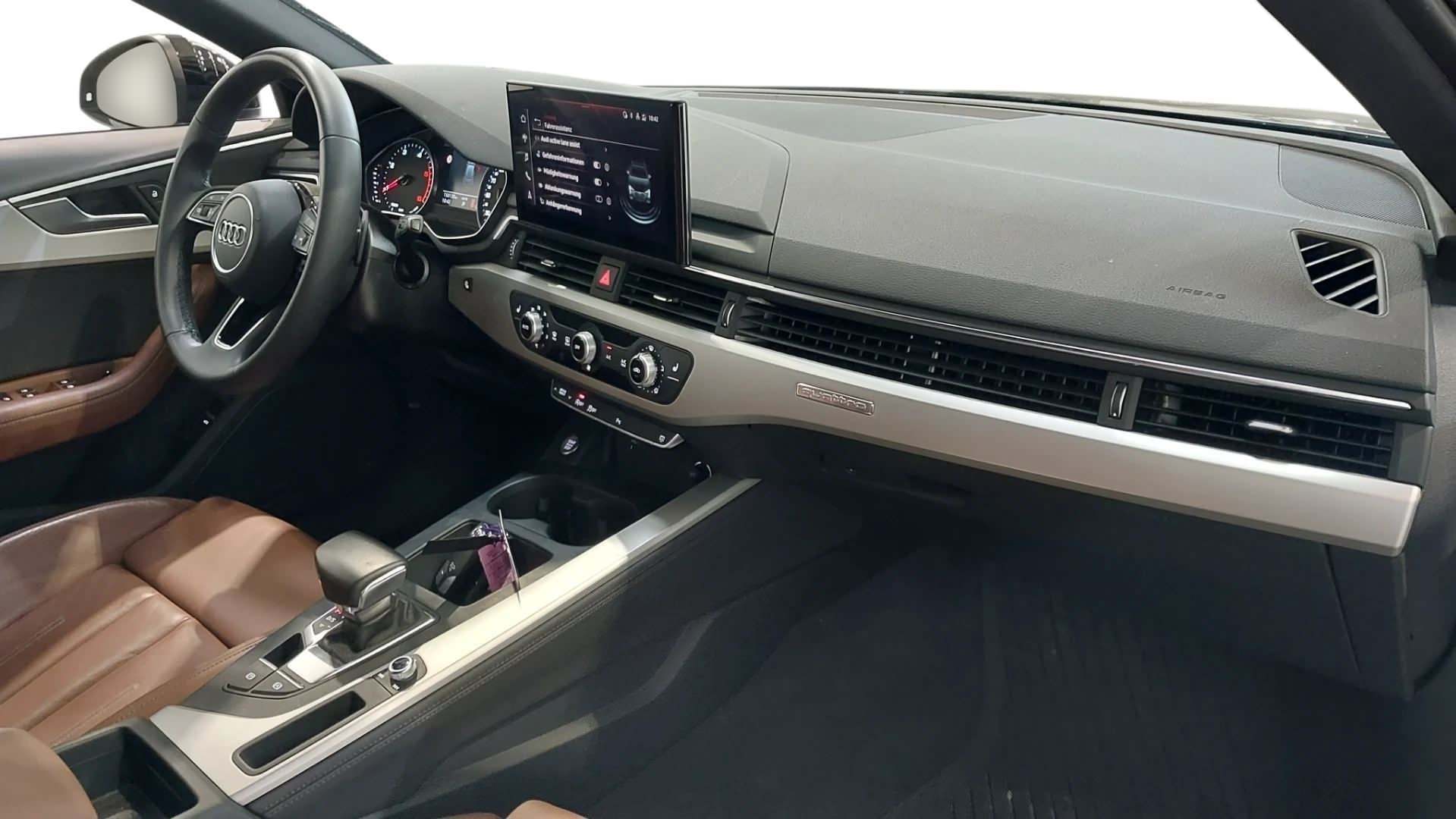 Audi A4 Avant 40 TDI quattro S-tronic photo
