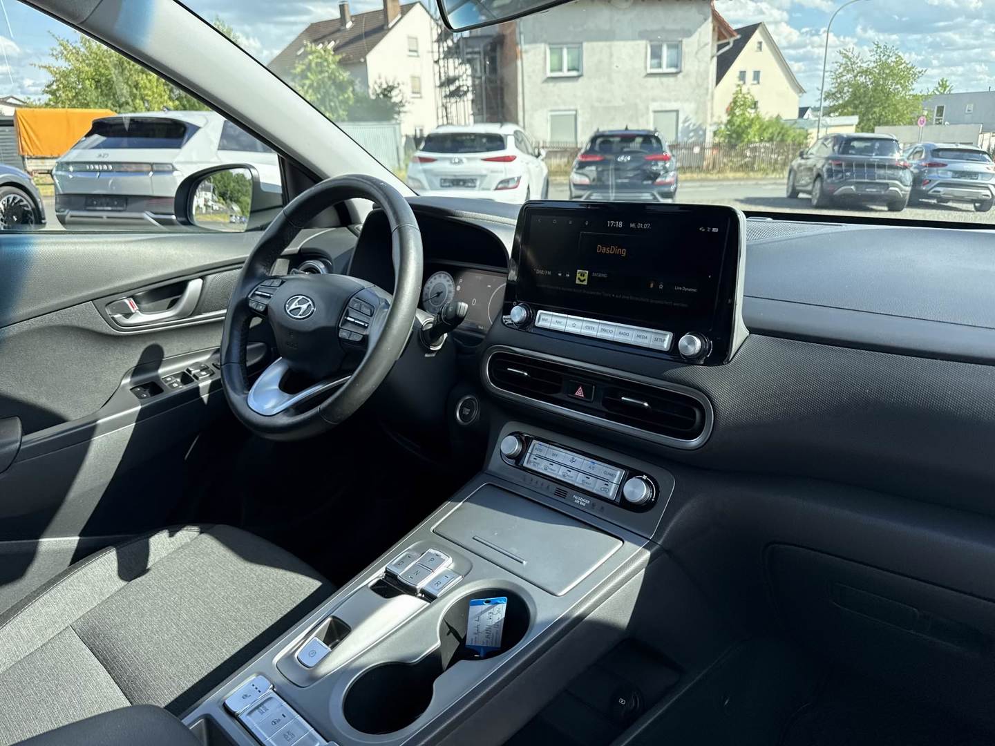 Hyundai Kona electric Edition 30+ photo