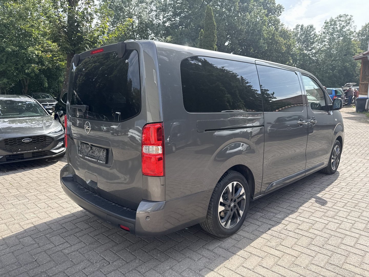 Opel Zafira Life Tourer 2,0 CDTI Automatik Innovation photo
