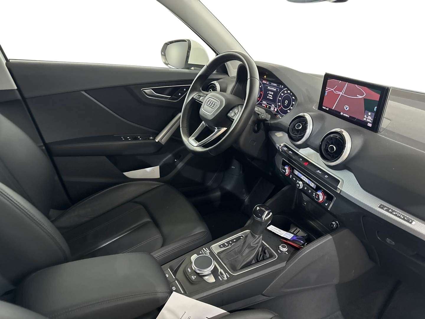 Audi Q2 35 TDI quattro S-tronic photo