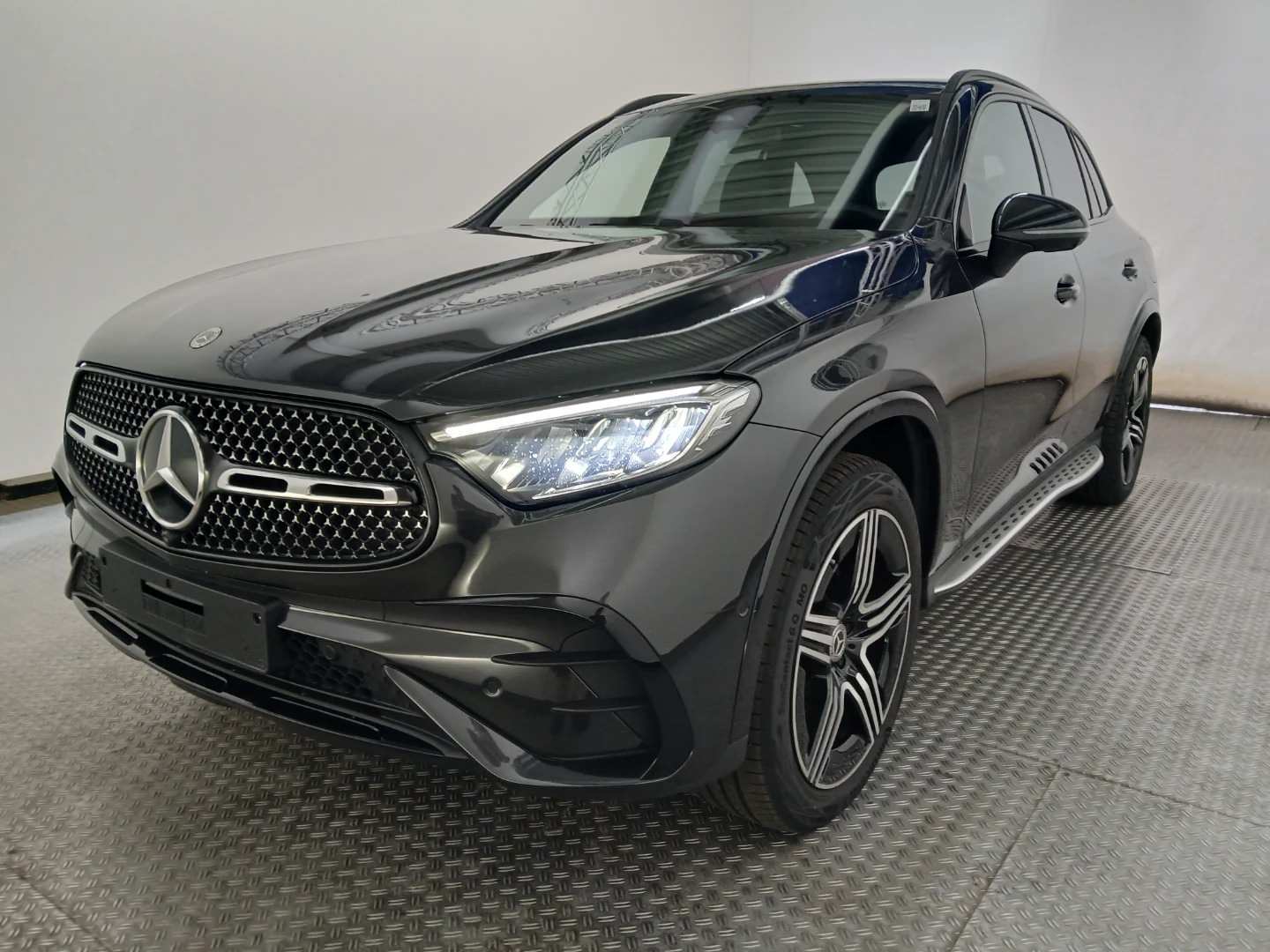 Mercedes-Benz GLC 300 e 4MATIC 9G-TRONIC AMG Line