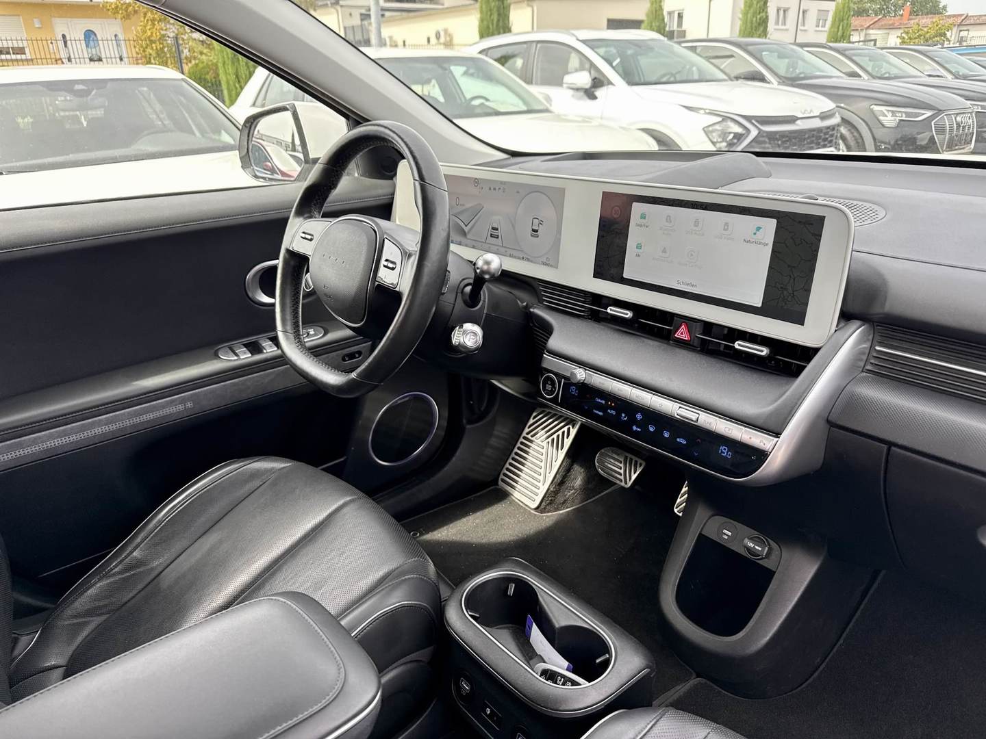 Hyundai Ioniq 5 Uniq photo