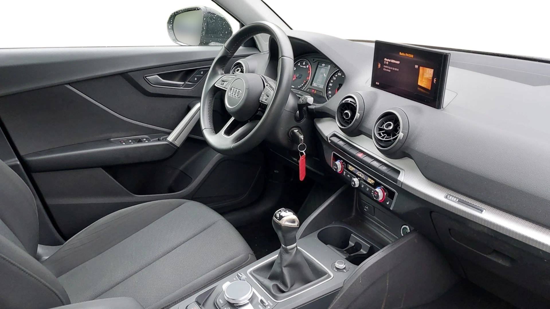 Audi Q2 35 TFSI photo