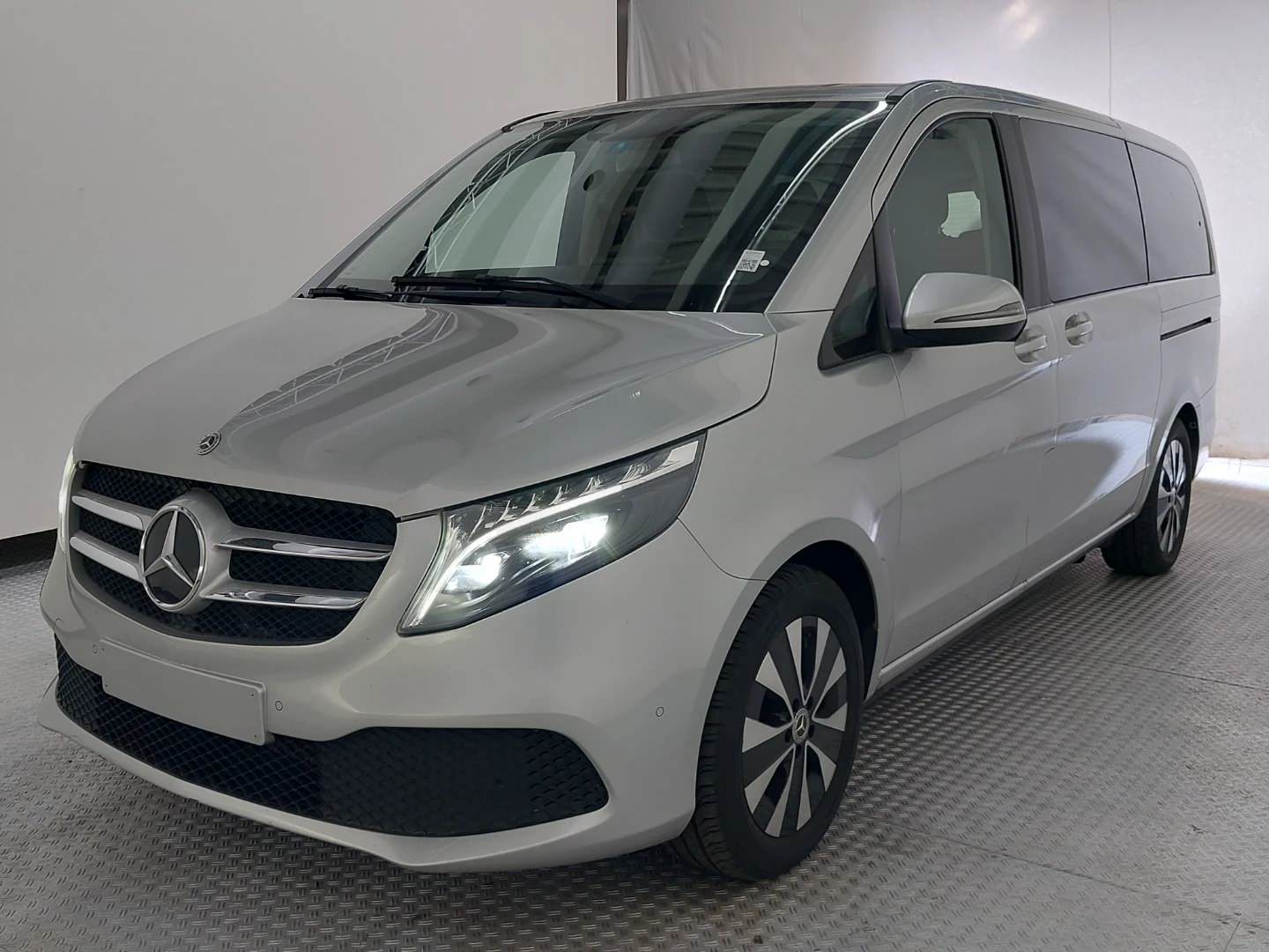 Mercedes-Benz V 220 d lang 9G-TRONIC Edition