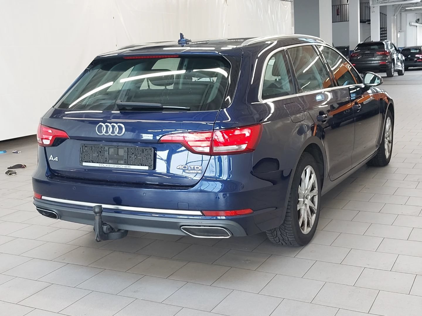 Audi A4 Avant 40 TDI quattro S-tronic photo