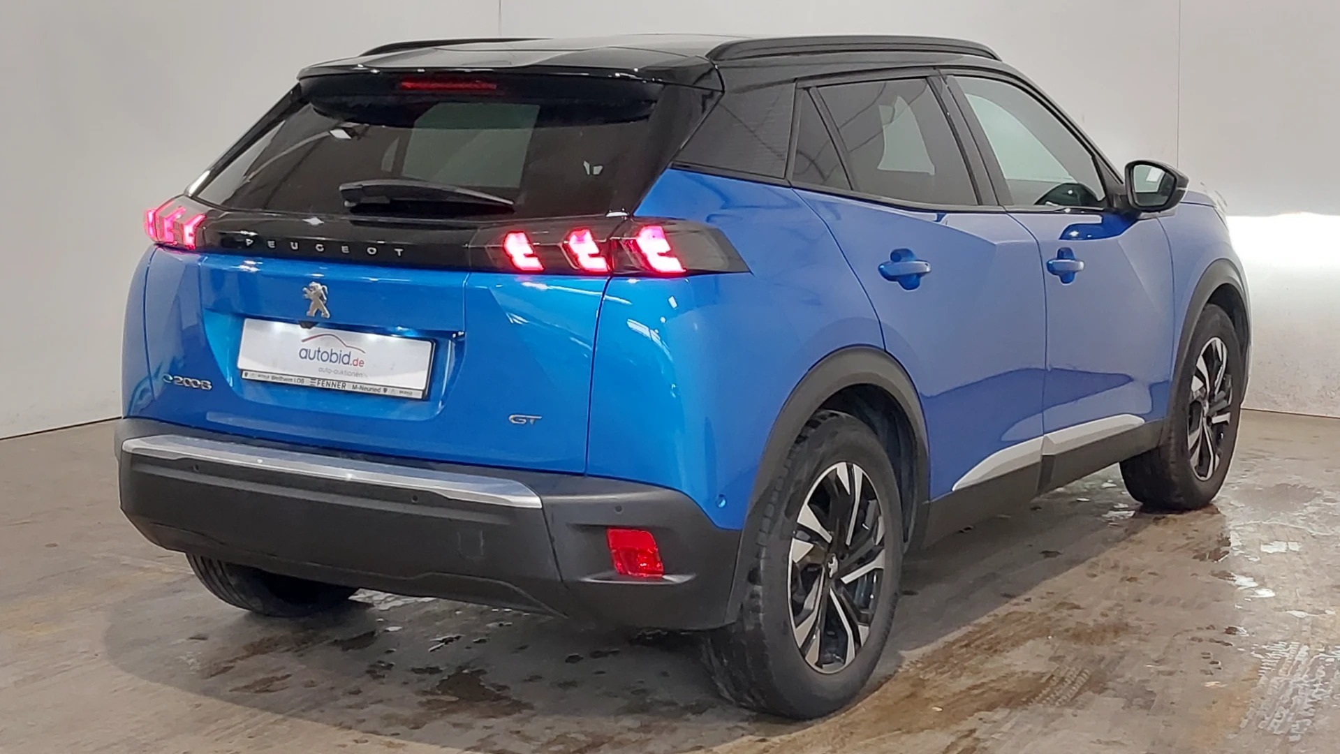 Peugeot 2008 e- GT photo