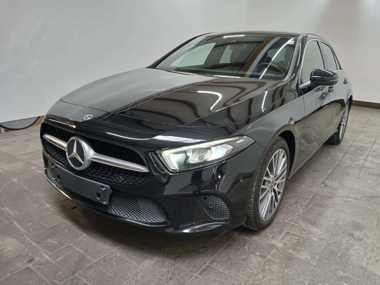 Mercedes-Benz A 200 7G-DCT Progressive