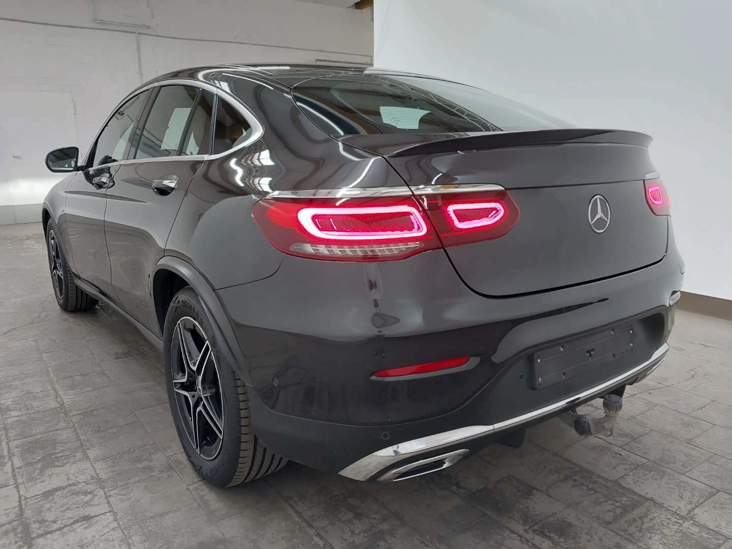 Mercedes-Benz GLC 300 de Coupe 4MATIC 9G-TRONIC AMG Line photo
