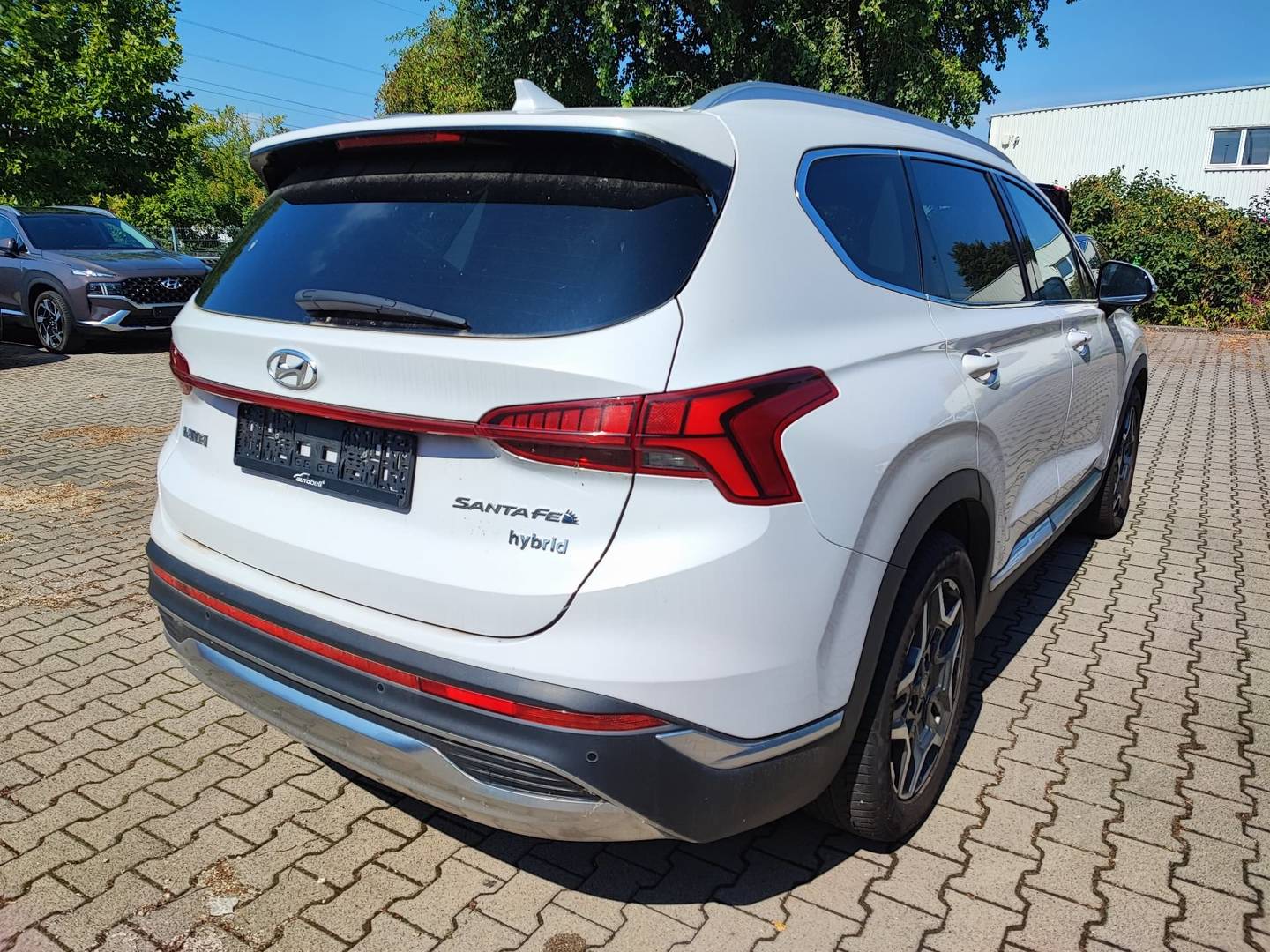 Hyundai SantaFe 1,6 Hybrid 4WD Trend photo