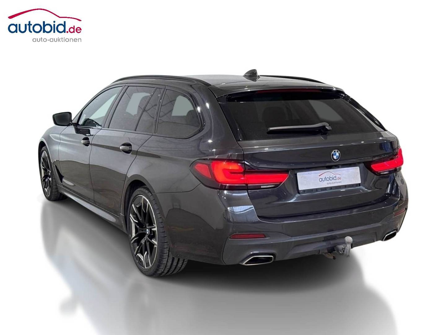 BMW 540d xDrive Touring Sport-Automatic M Sport photo
