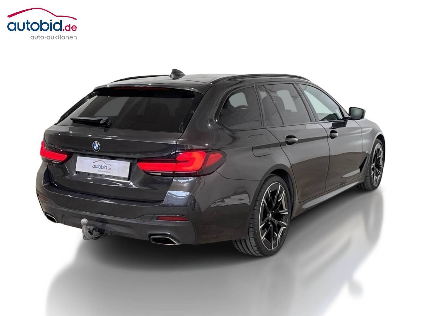 BMW 540d xDrive Touring Sport-Automatic M Sport photo